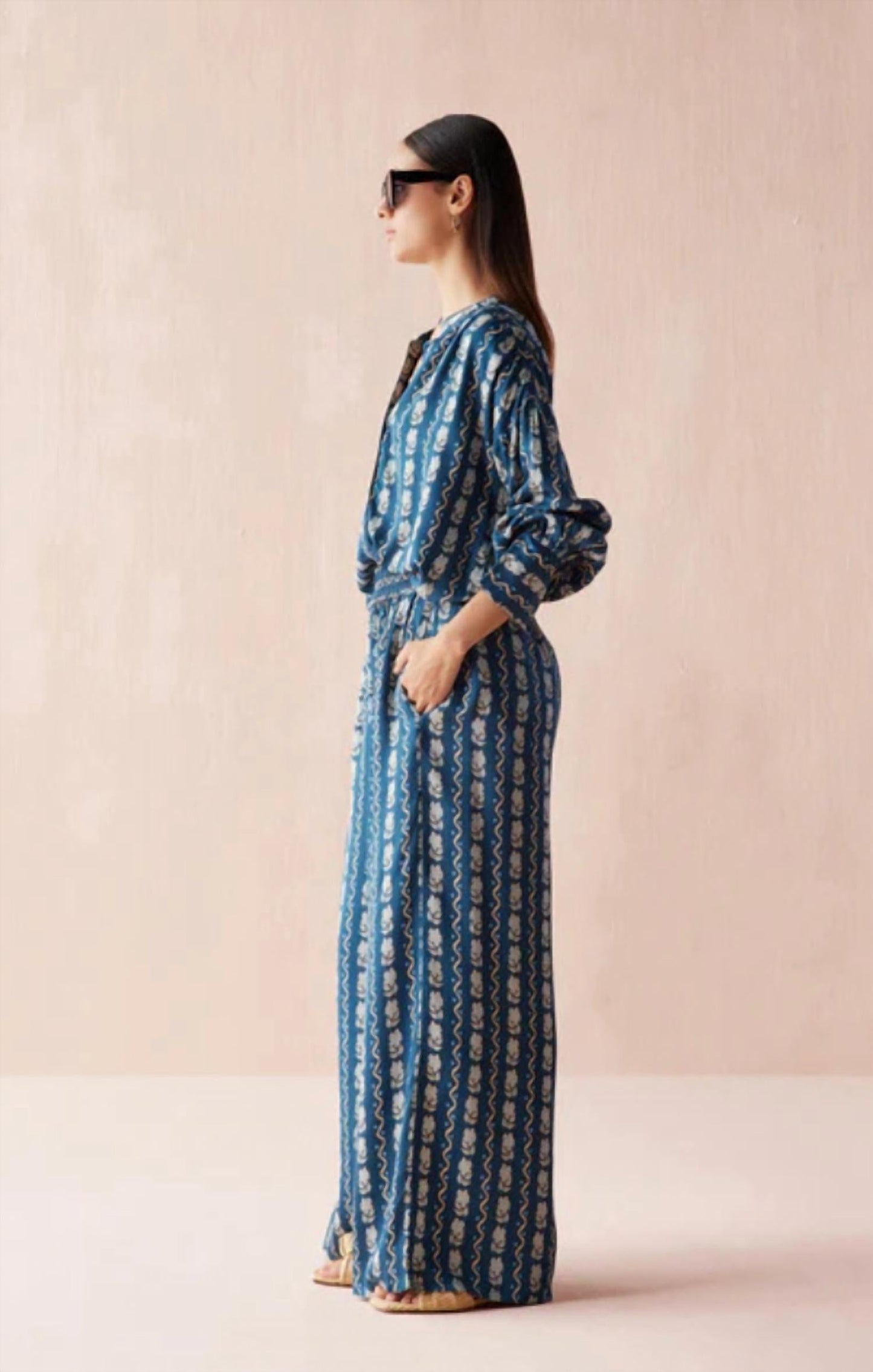 Omika - Paige Pant