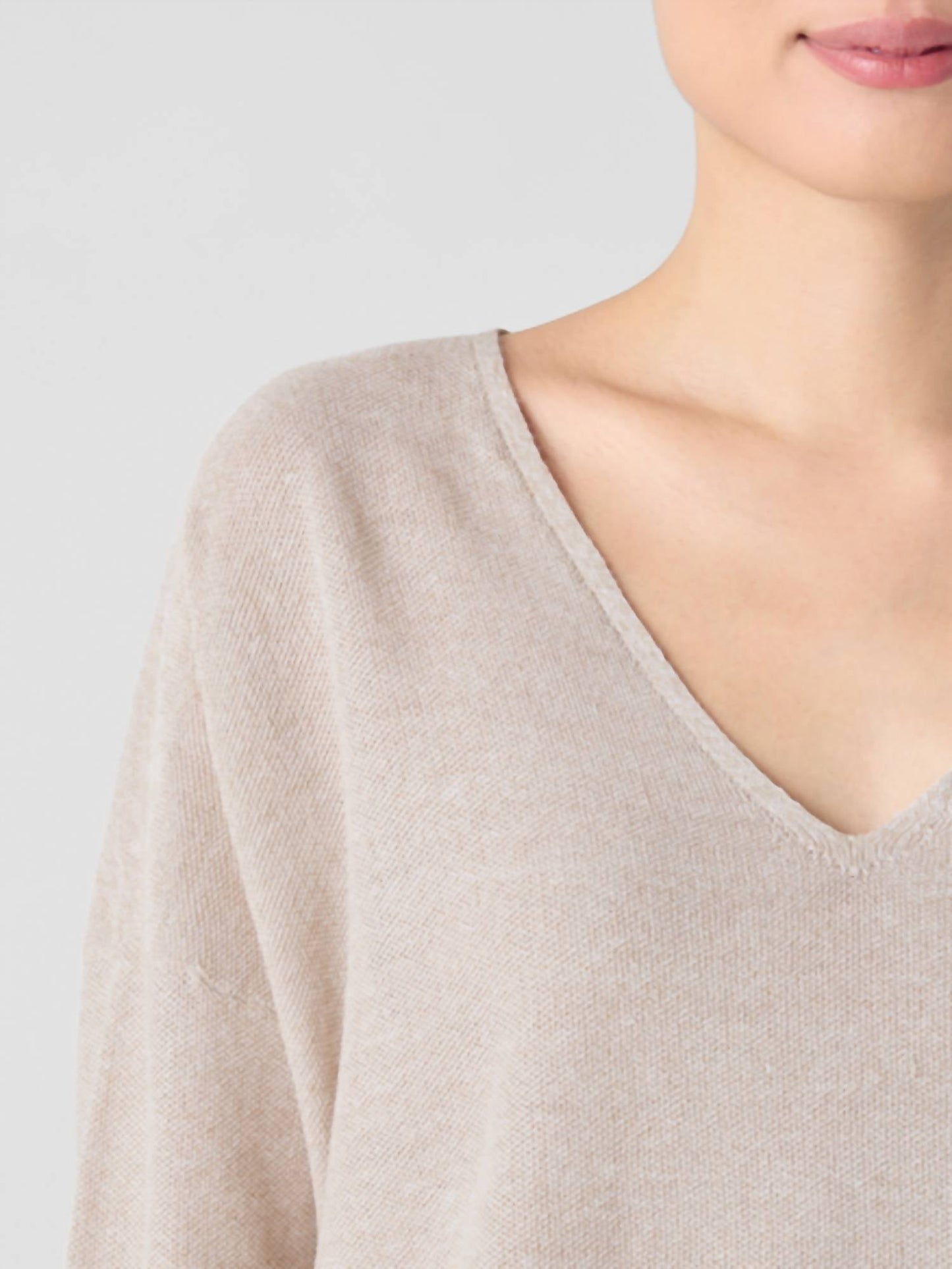 Eileen Fisher - Organic Linen Cotton V-Neck Top