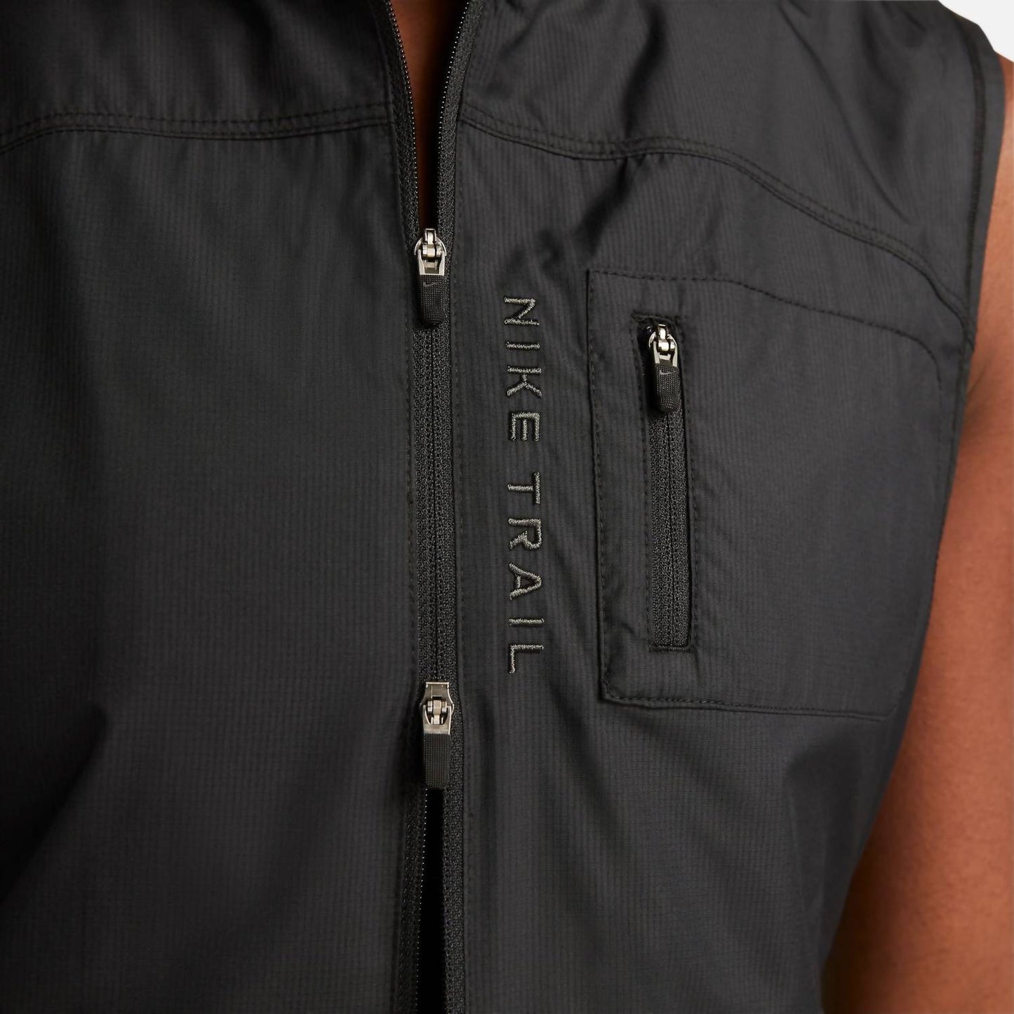 Nike - Womens Trail Repel Running Vest