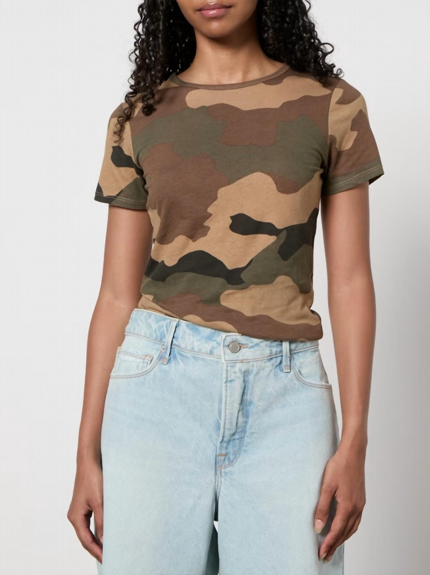Good American - Slim Fitted Tee