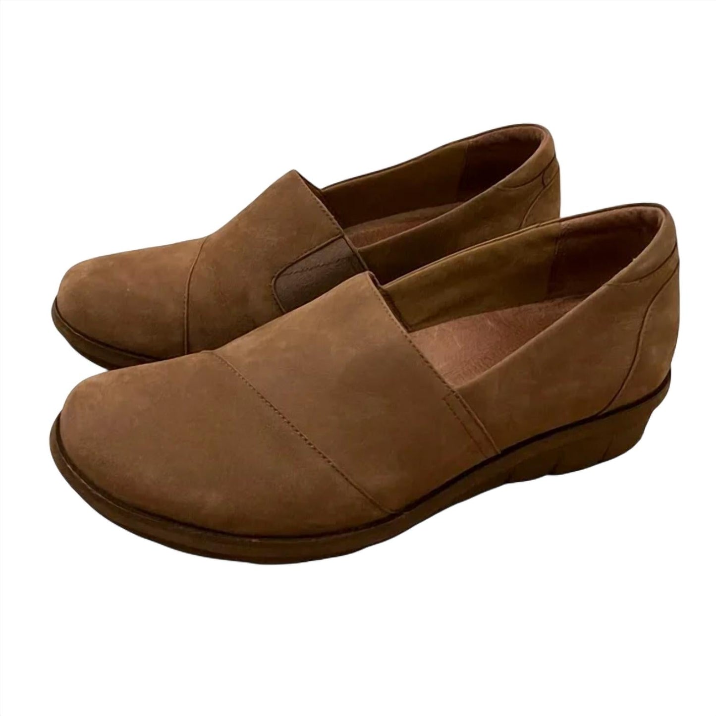 Dansko - WOMEN'S JULIA NUBUCK LOAFER