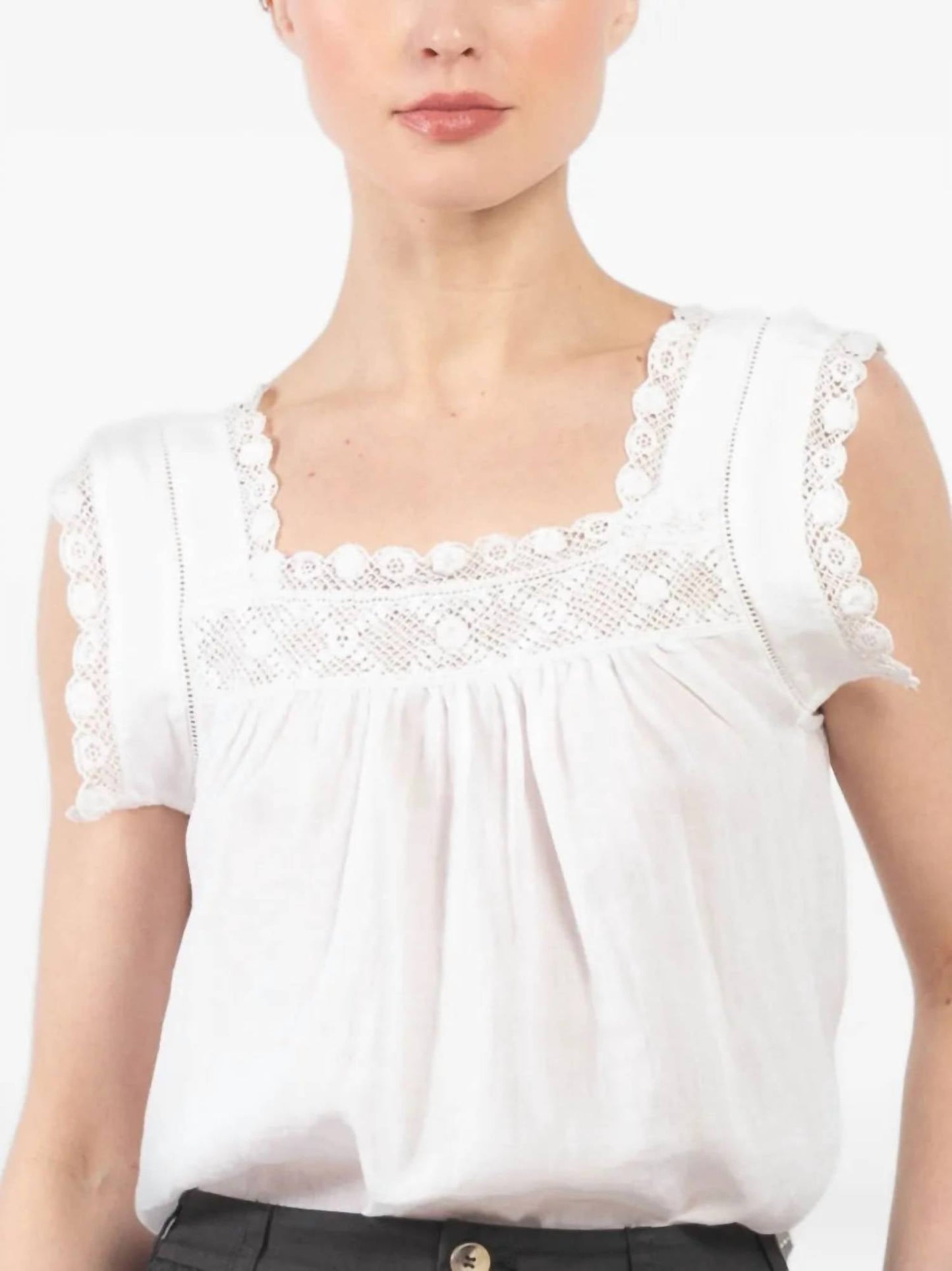 Dôen - Aphra Floral Lace Top