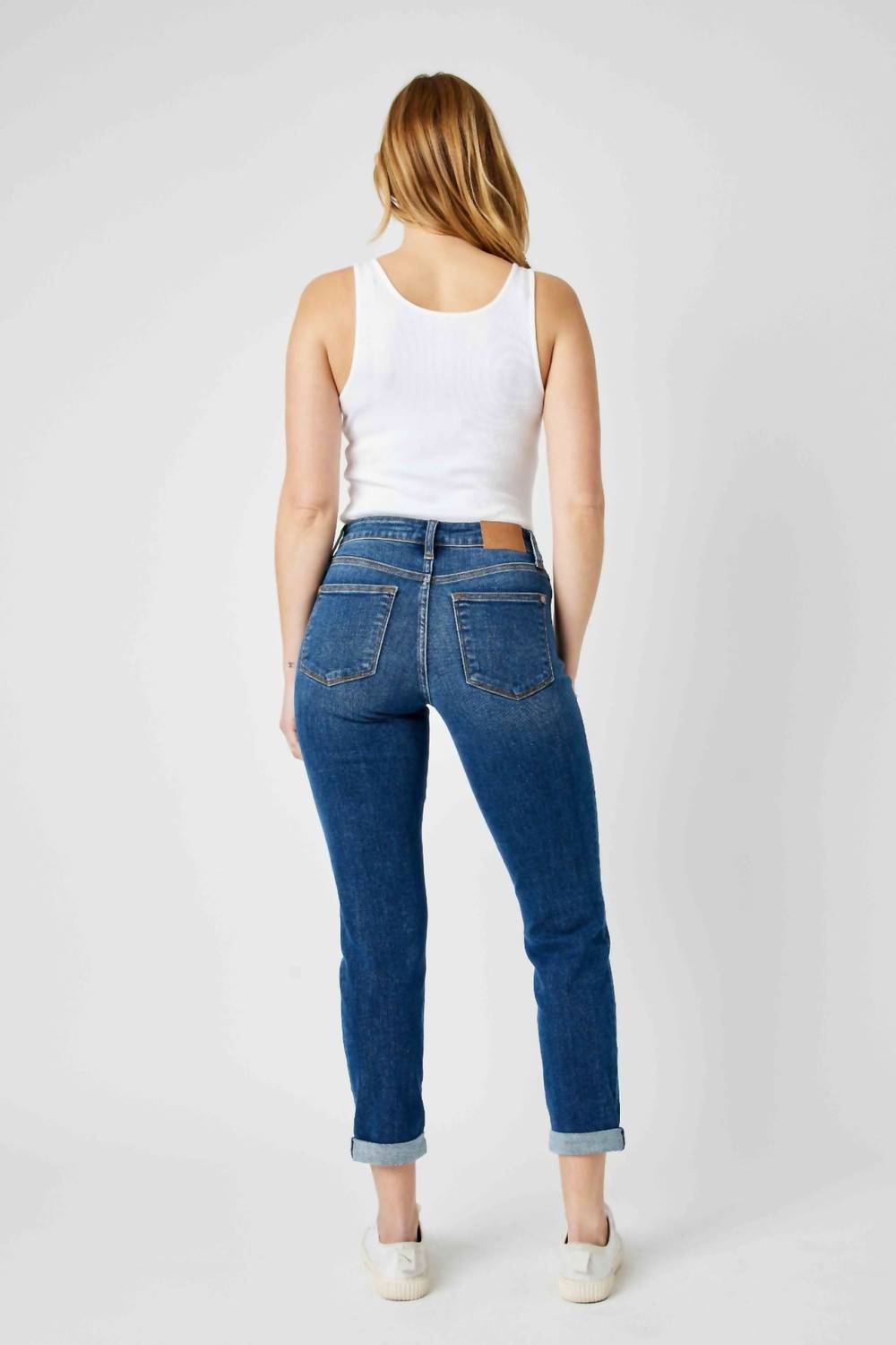judy-blue-destroyed-slim-jeans