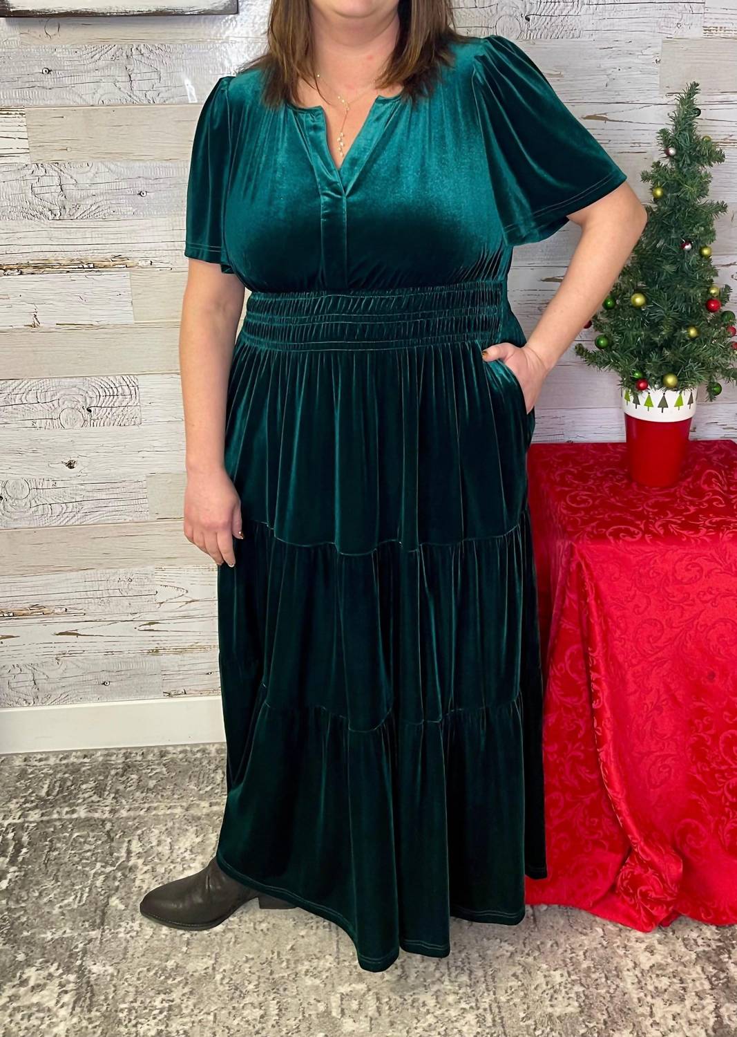 1 The Woman - Women's Dahlia Velvet Maxi Dress