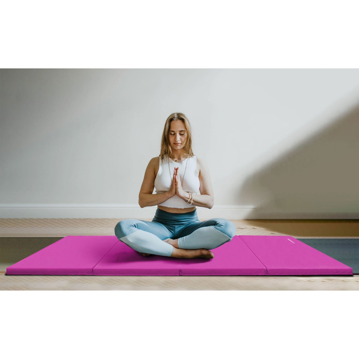 बैलेंसफ़्रॉम फिटनेस ऑल पर्पस मैट 8 फ़ुट बैलेंस बीम जिम्नास्टिक सेट के साथ, गुलाबी