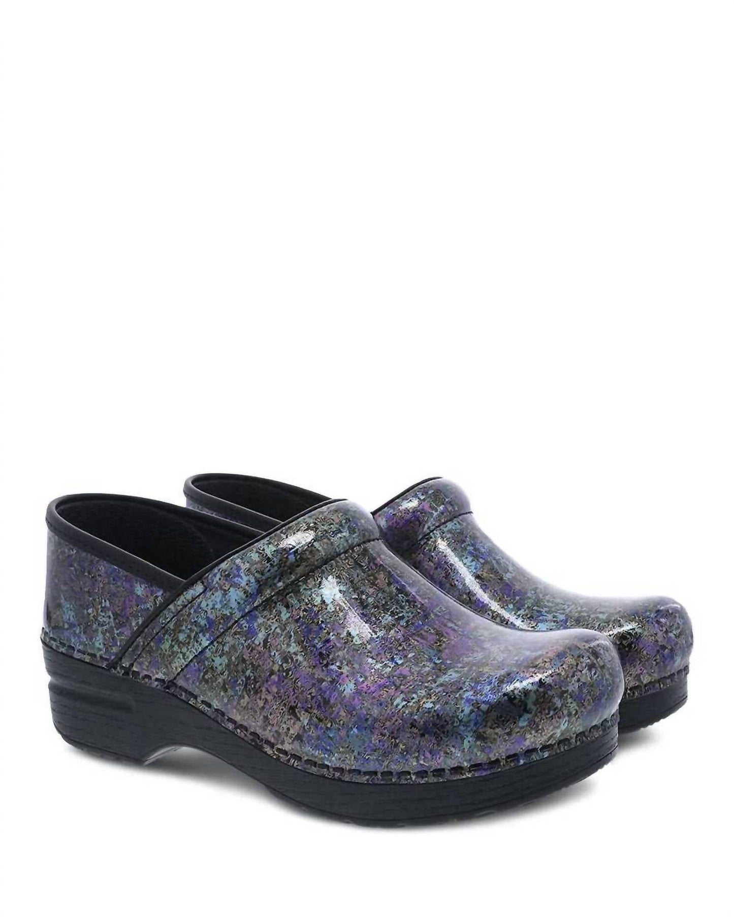 Dansko - महिलाओं के पेशेवर पेटेंट शूज़