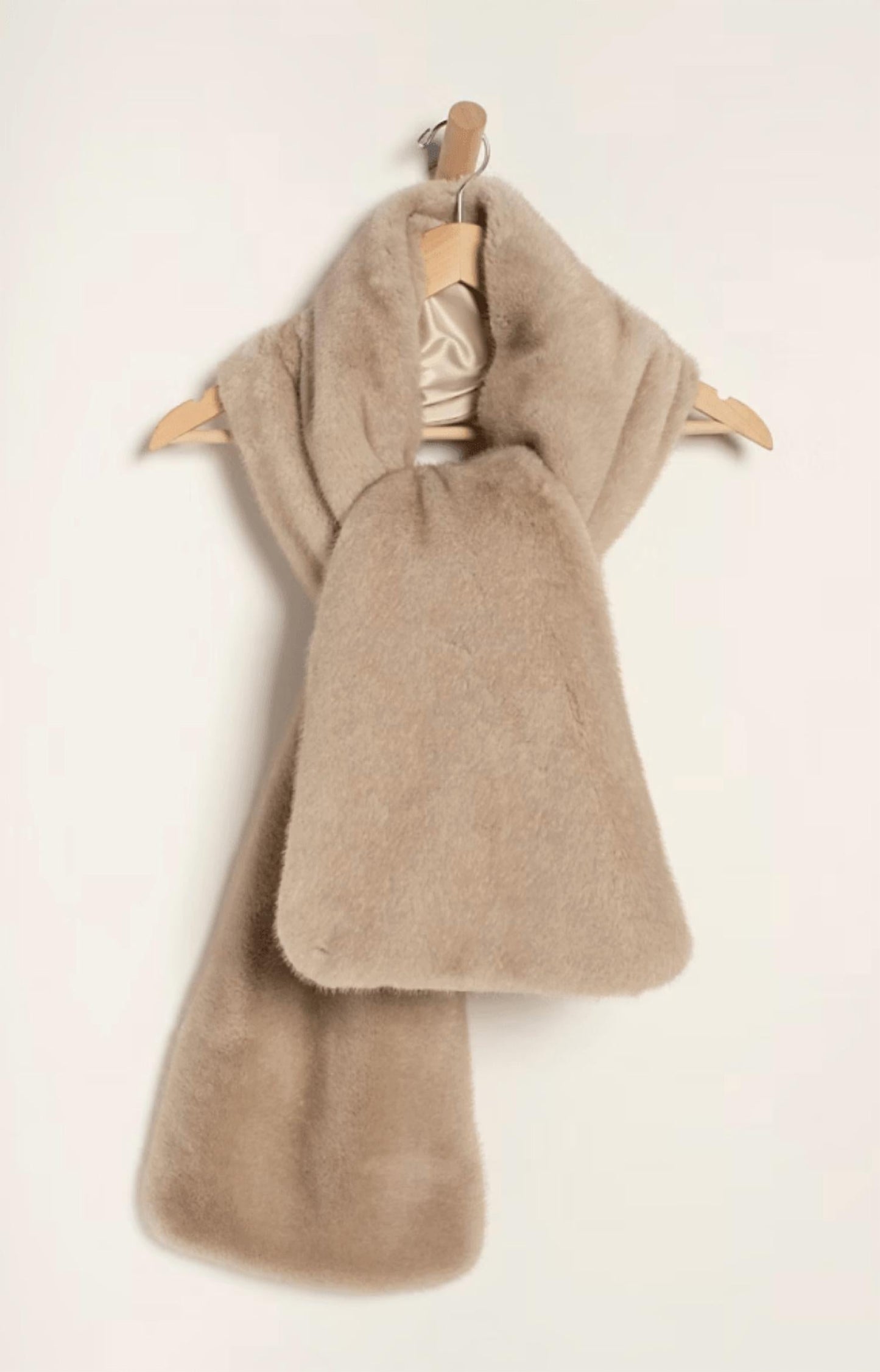 Free People - Snow angel faux fur scarf