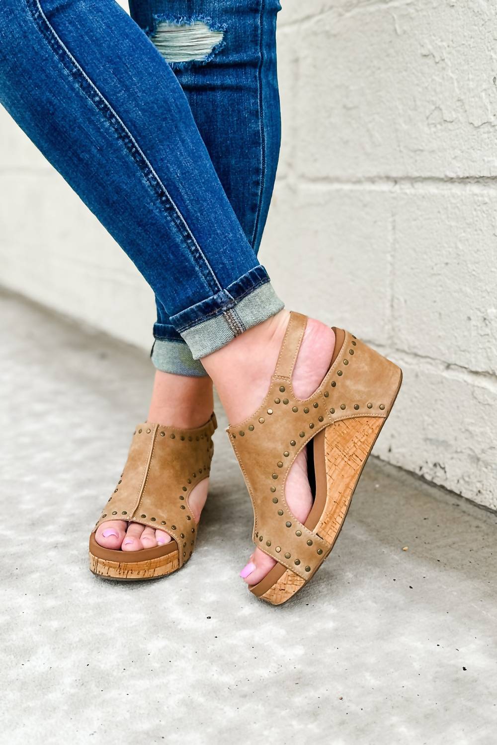 Corkys Footwear - महिलाओं के कार्ले वेज सैंडल