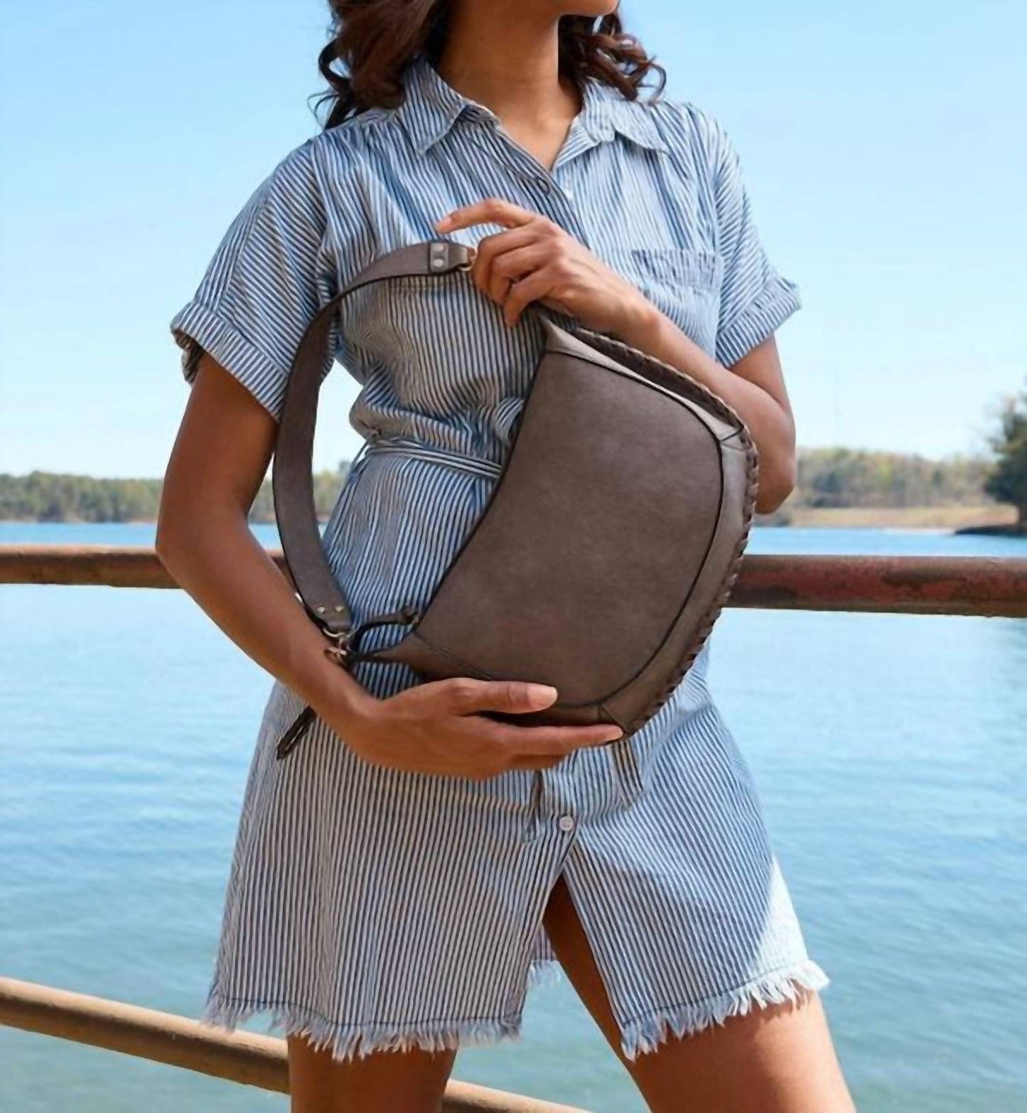 Jen & Co. - Women's Sierra Whipstitch Saddle Bag