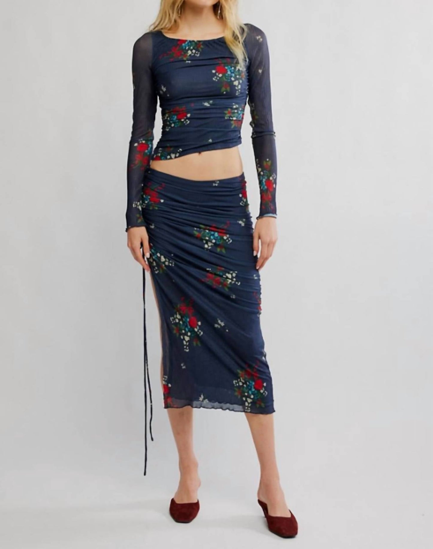 Free People - Crimson Lights Set