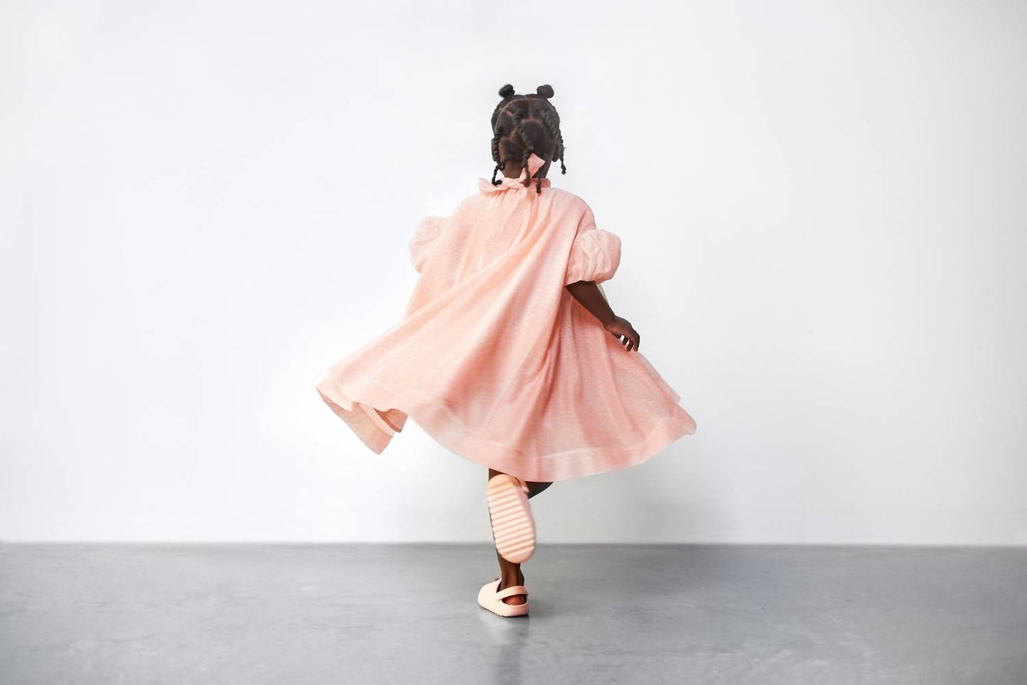 Omamimini - Tent Dress with Puff Sleeves