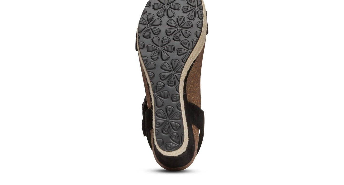 Aetrex - Women Sydney Wedge