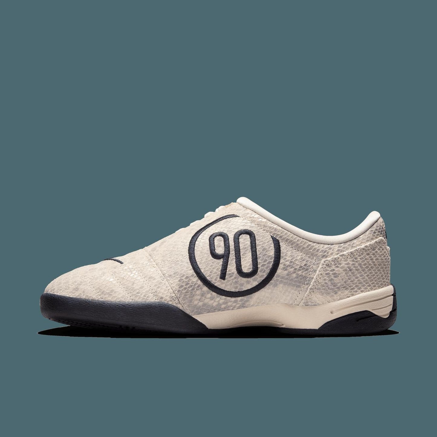 Nike - Women's Total Shoes