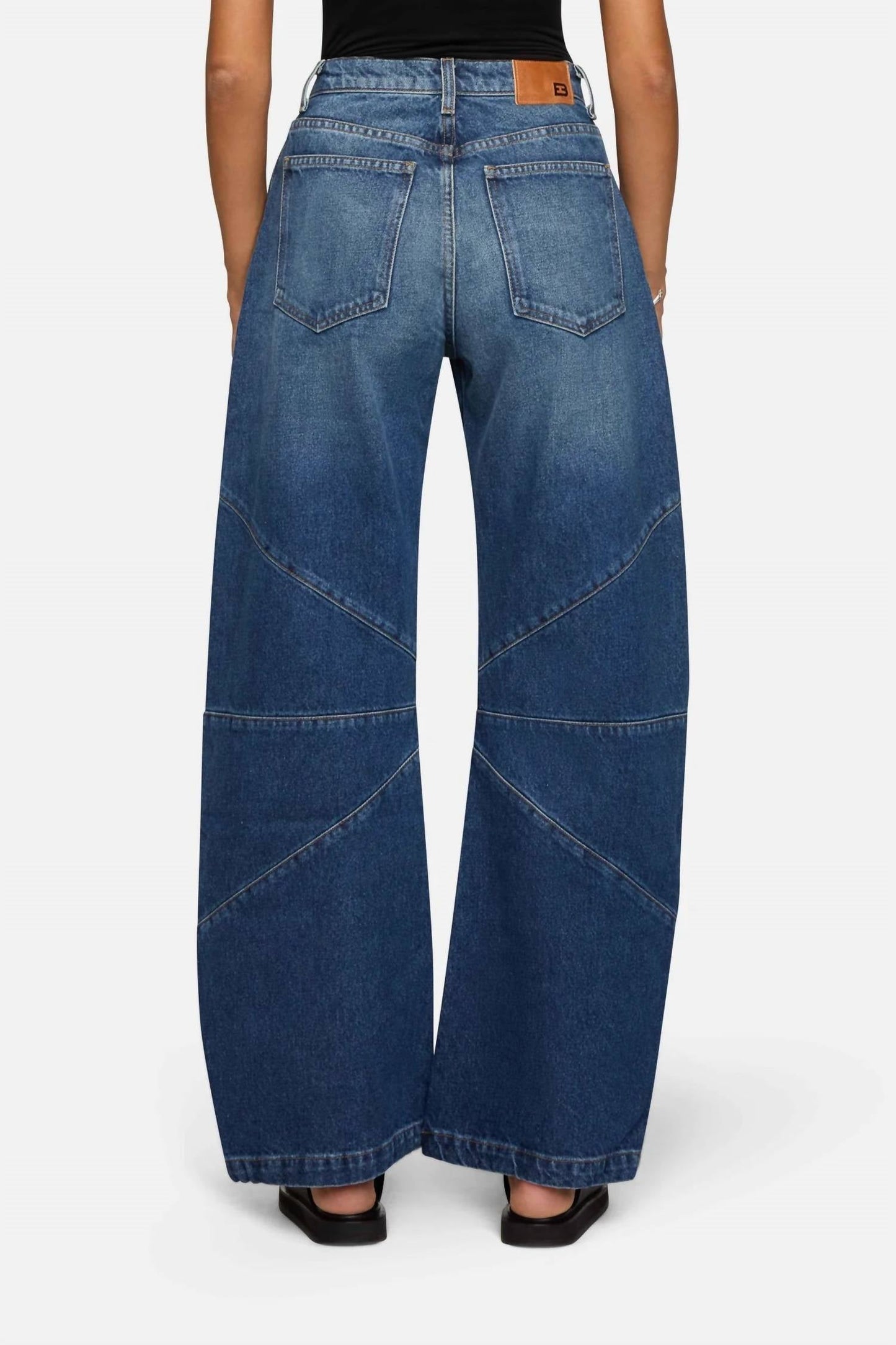 Eb Denim - Fredric Wide Barrel Leg Jean