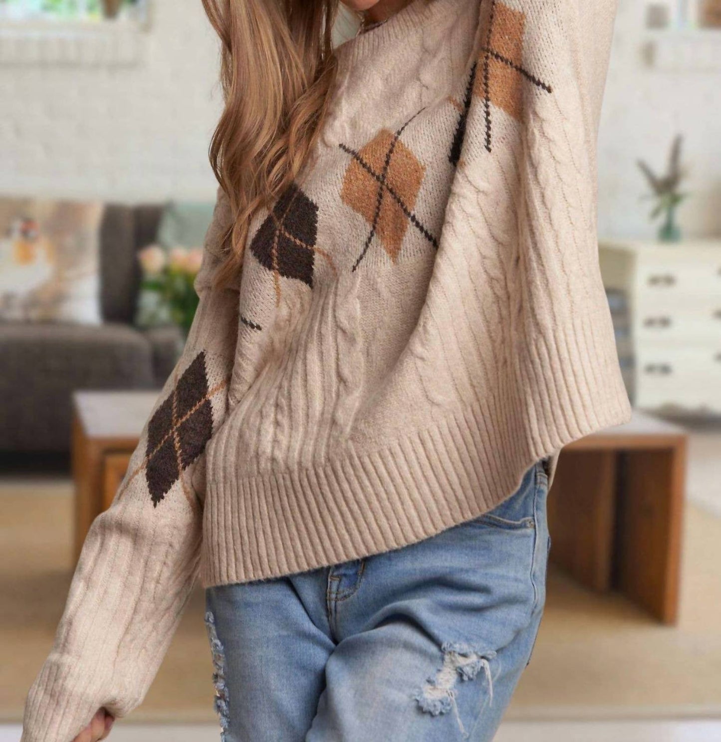 Adora - Diamond Pattern Cable Knit Sweater