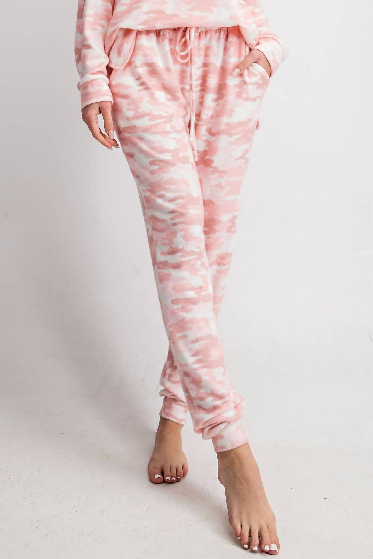 143 Story - Pink Camo Joggers