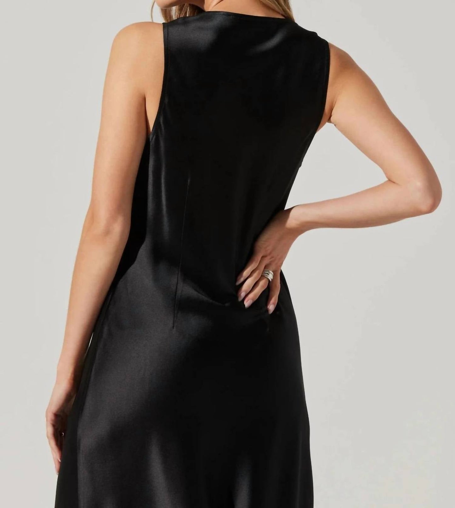 Astr - Ellora Satin Midi Dress