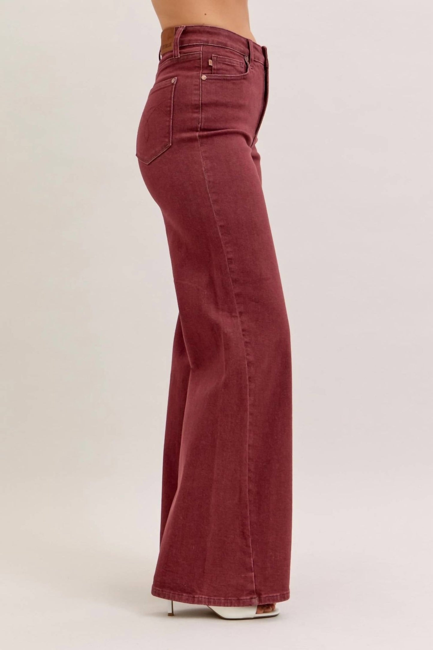 Judy Blue - High Waisted Retro Wide Leg With Twisted Seams Jeans
