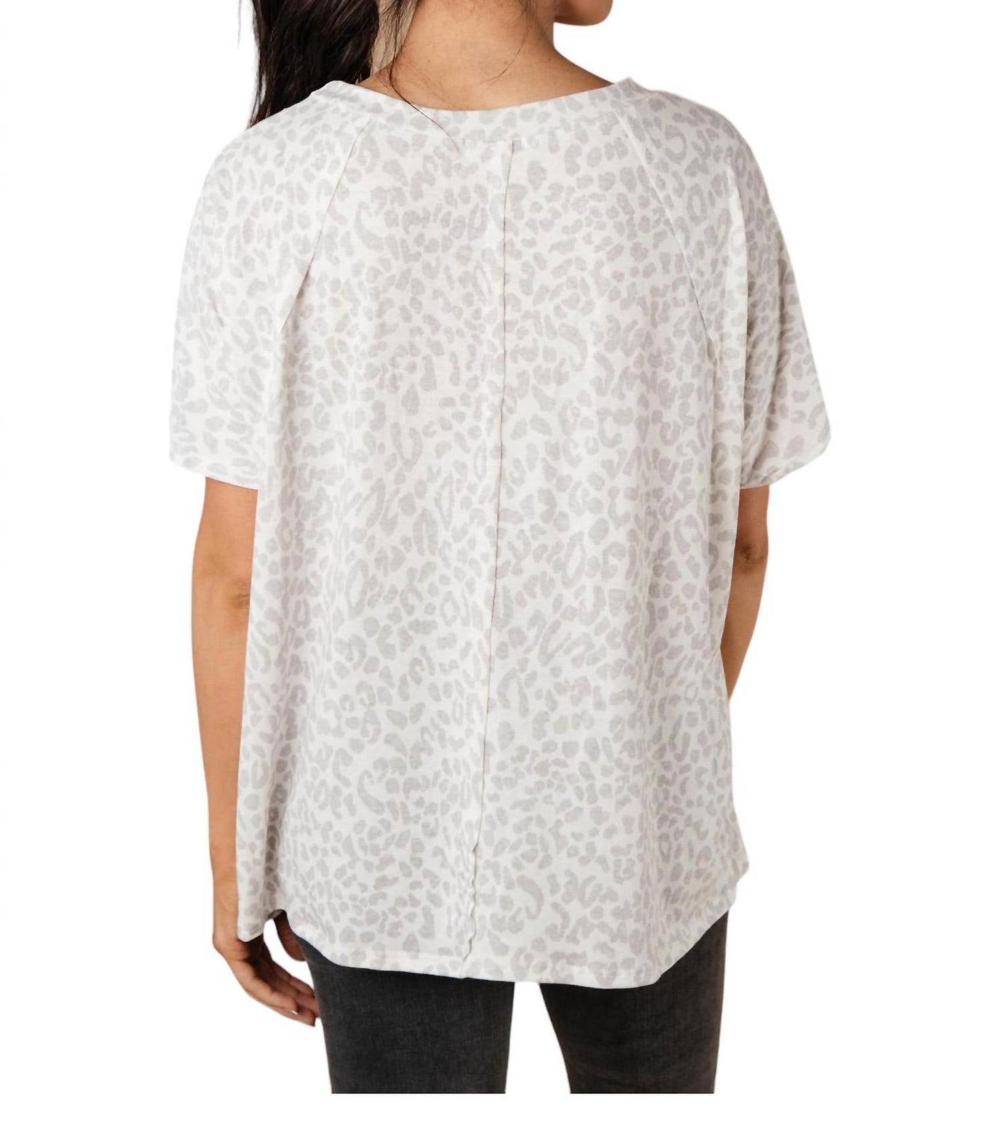 143 Story - Star Of The Animal Show Top