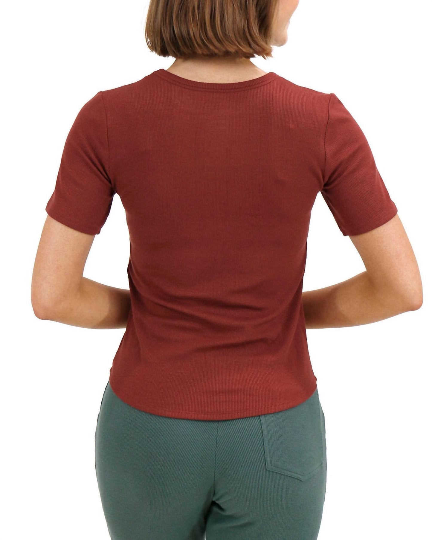 ग्रेस एंड लेस - एसेंशियल रिब्ड शॉर्ट स्लीव टी