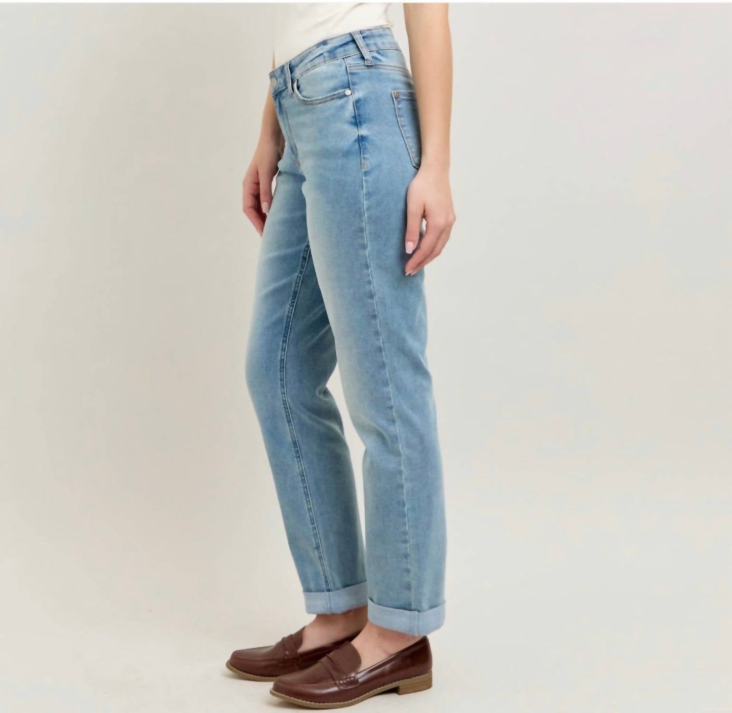 Judy Blue - V-front Cuffed Boyfriend Jeans