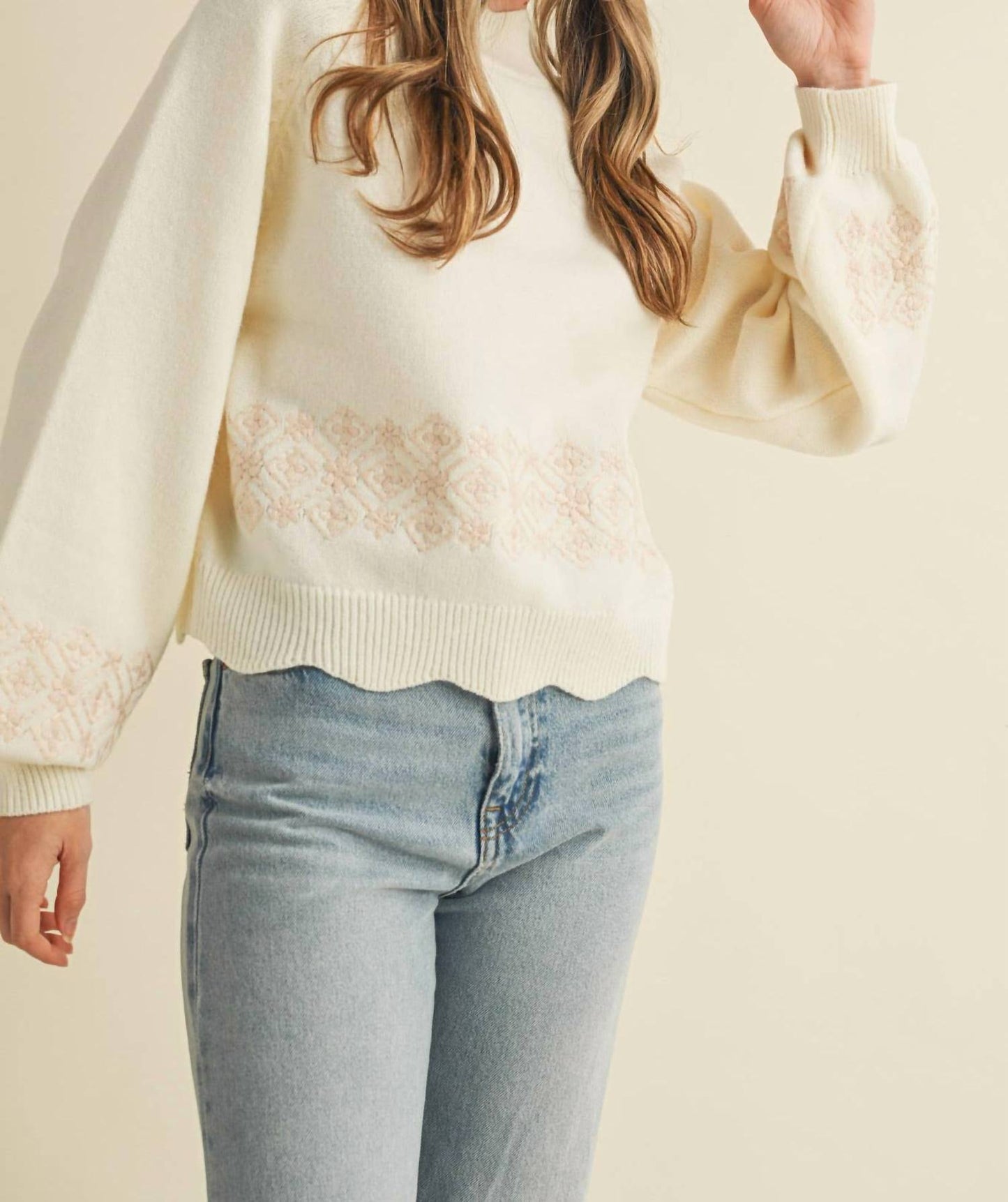 &Merci - Scallop Hem Embroidered Sweater