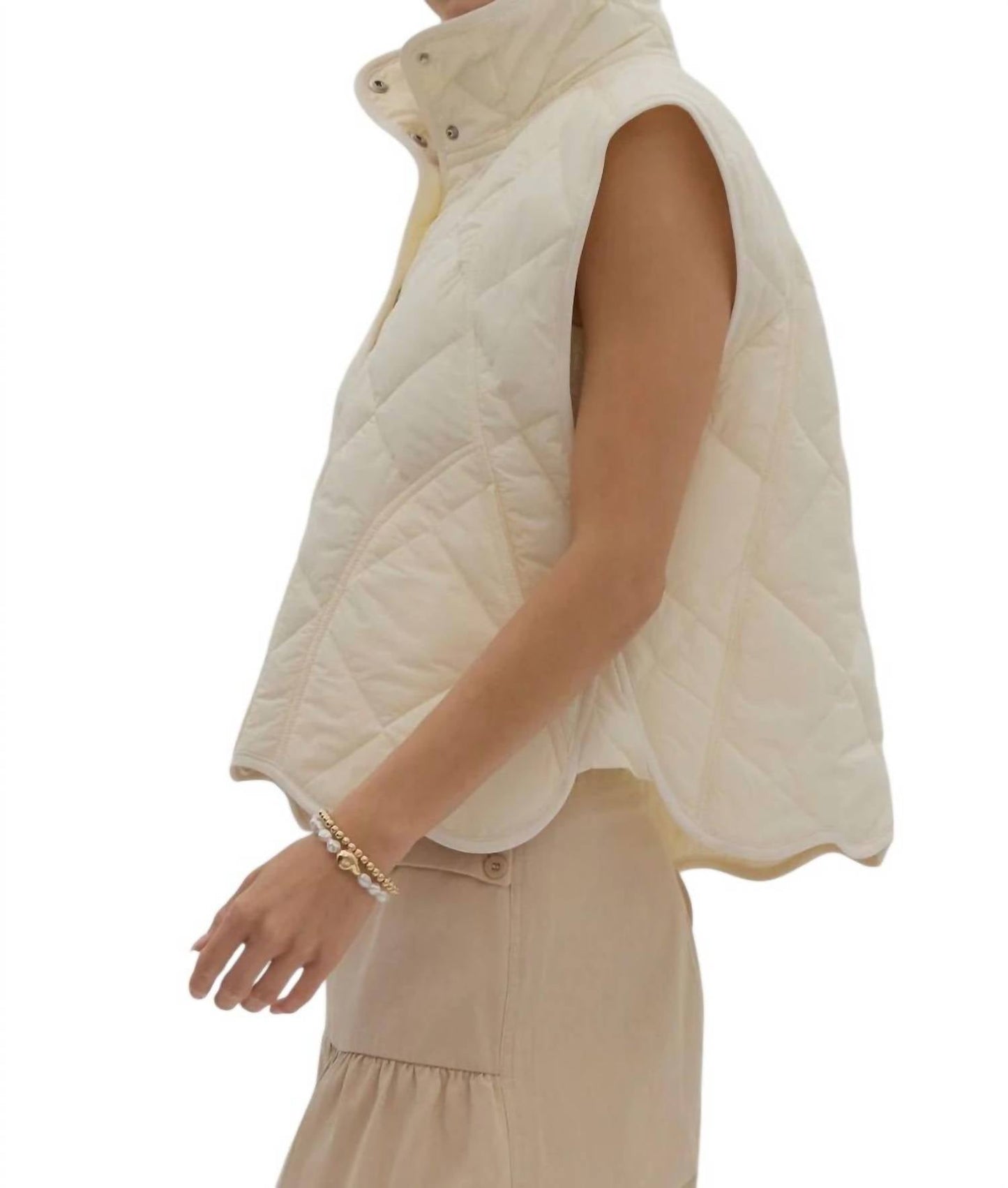 Entro - Scalloped Vest