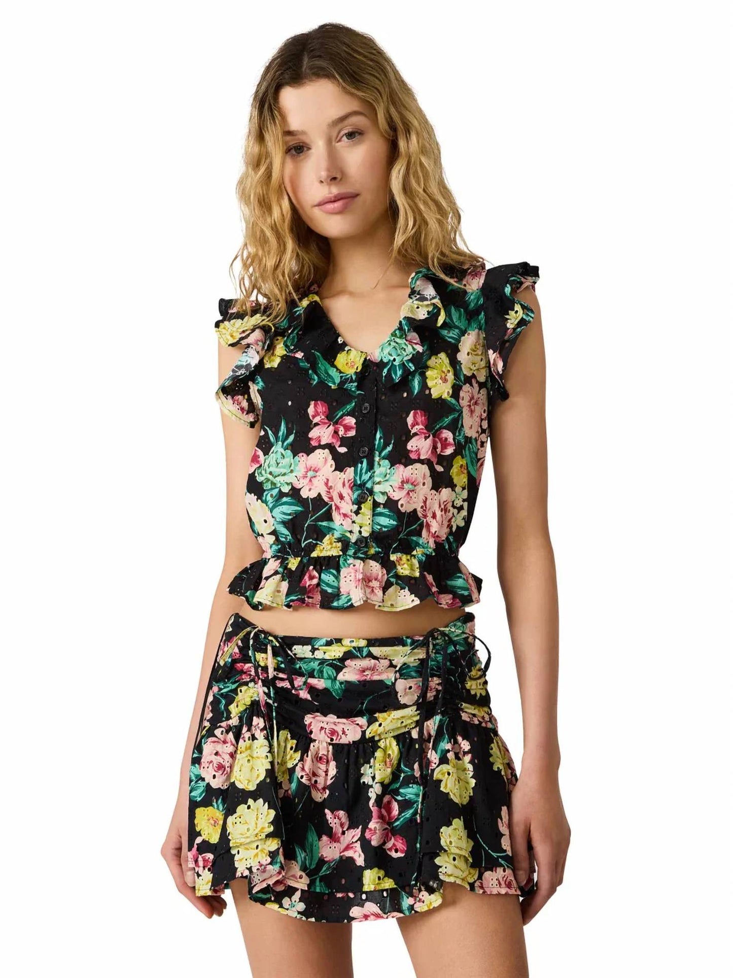 Steve Madden - Mayra V-neck Cap Sleeve Cropped Top