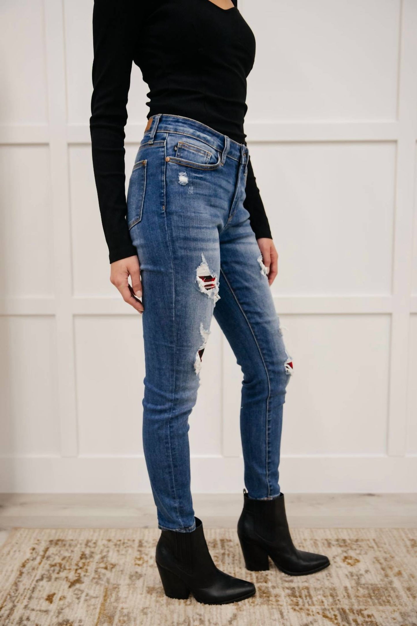 Judy Blue - Buffalo Plaid Peek-A-Boo Skinny Jeans
