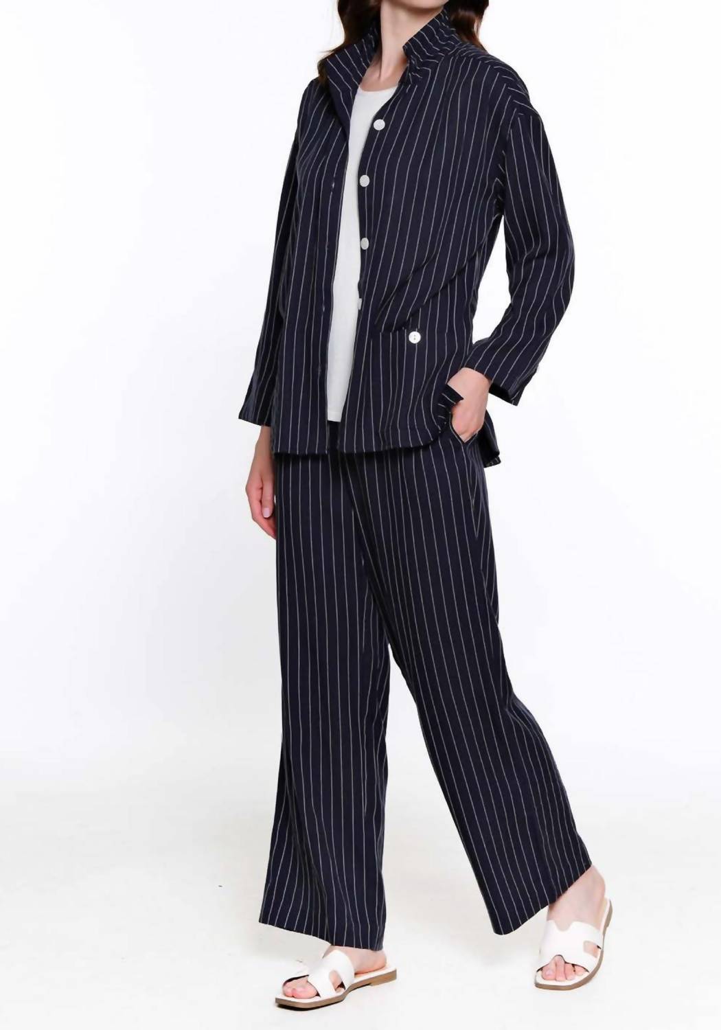 A La Carte - Striped Wire Collar Shirt