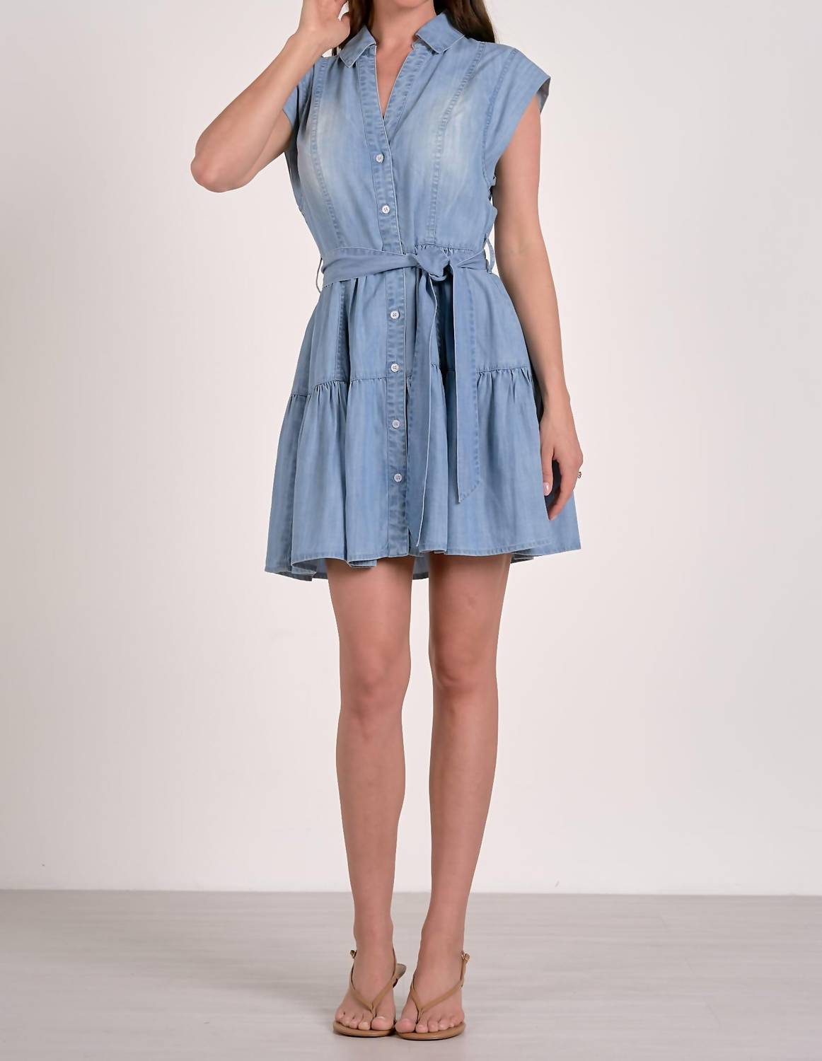 Elan - Collared Slvless Dress