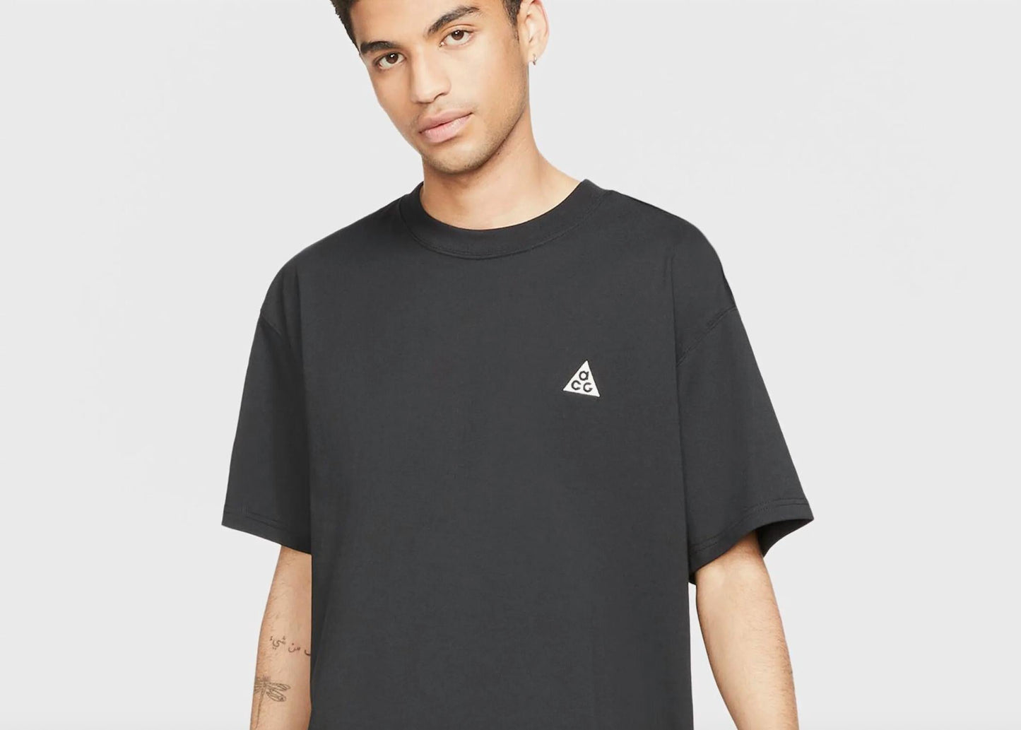 Nike - Men's Acg Triangle Embroidered Logo Shirt