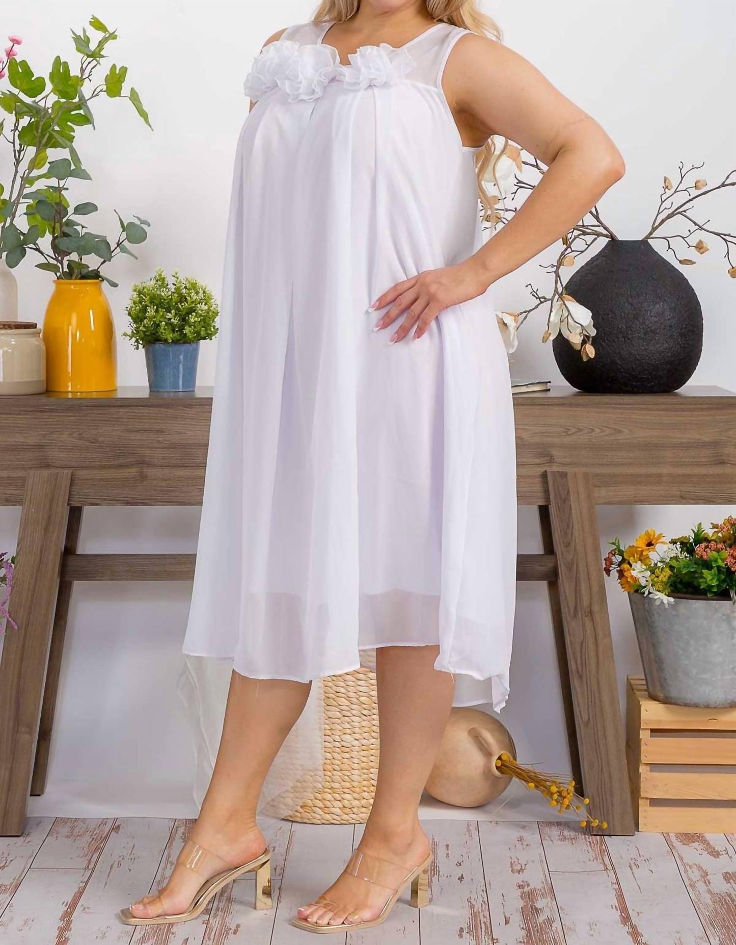 Karen T Design - Sleeveless A-line Midi Dress With Floral Detail