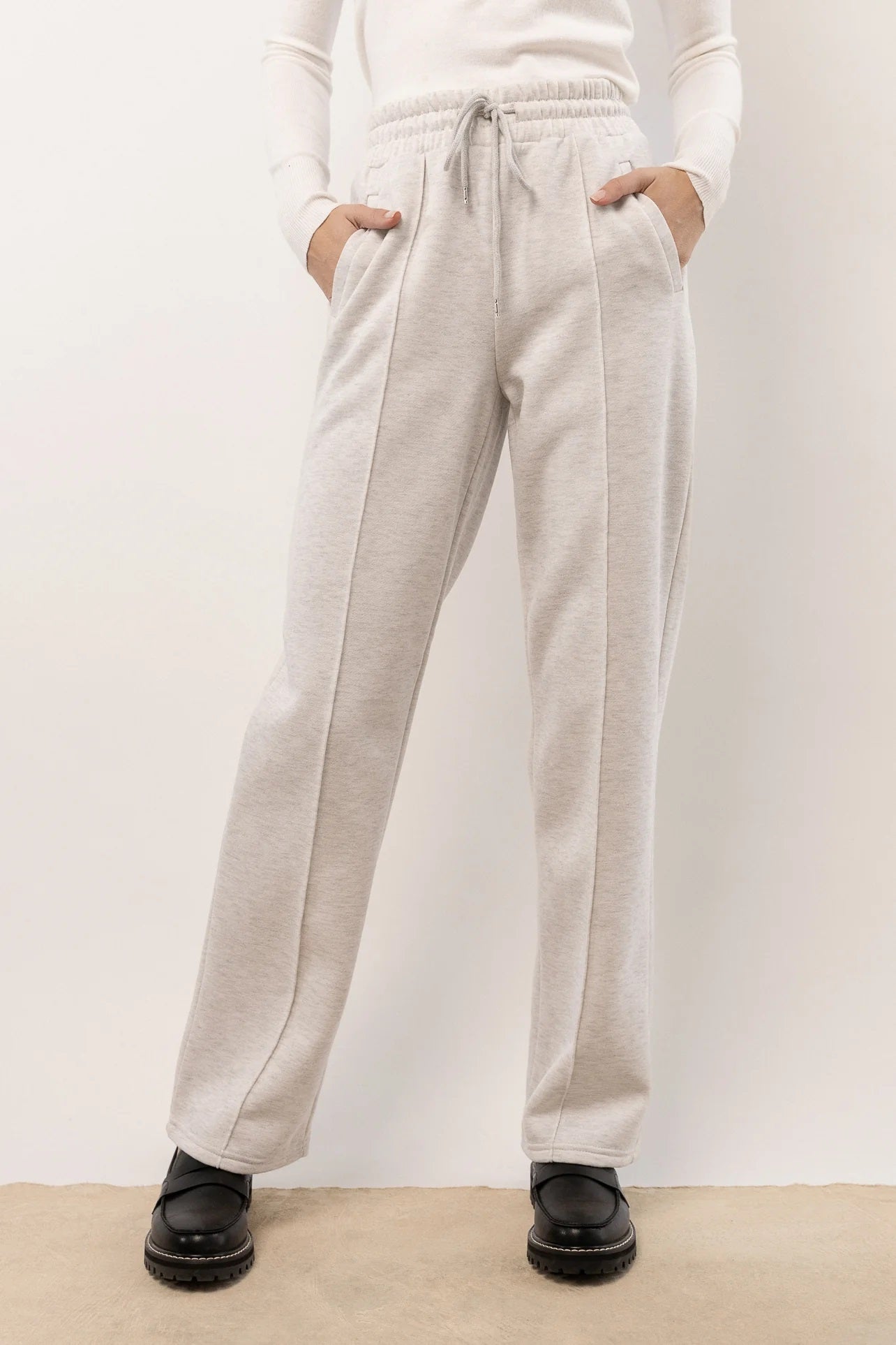 VERO MODA महिलाओं के दीना स्वेटपैंट ग्रे साइज़ स्मॉल