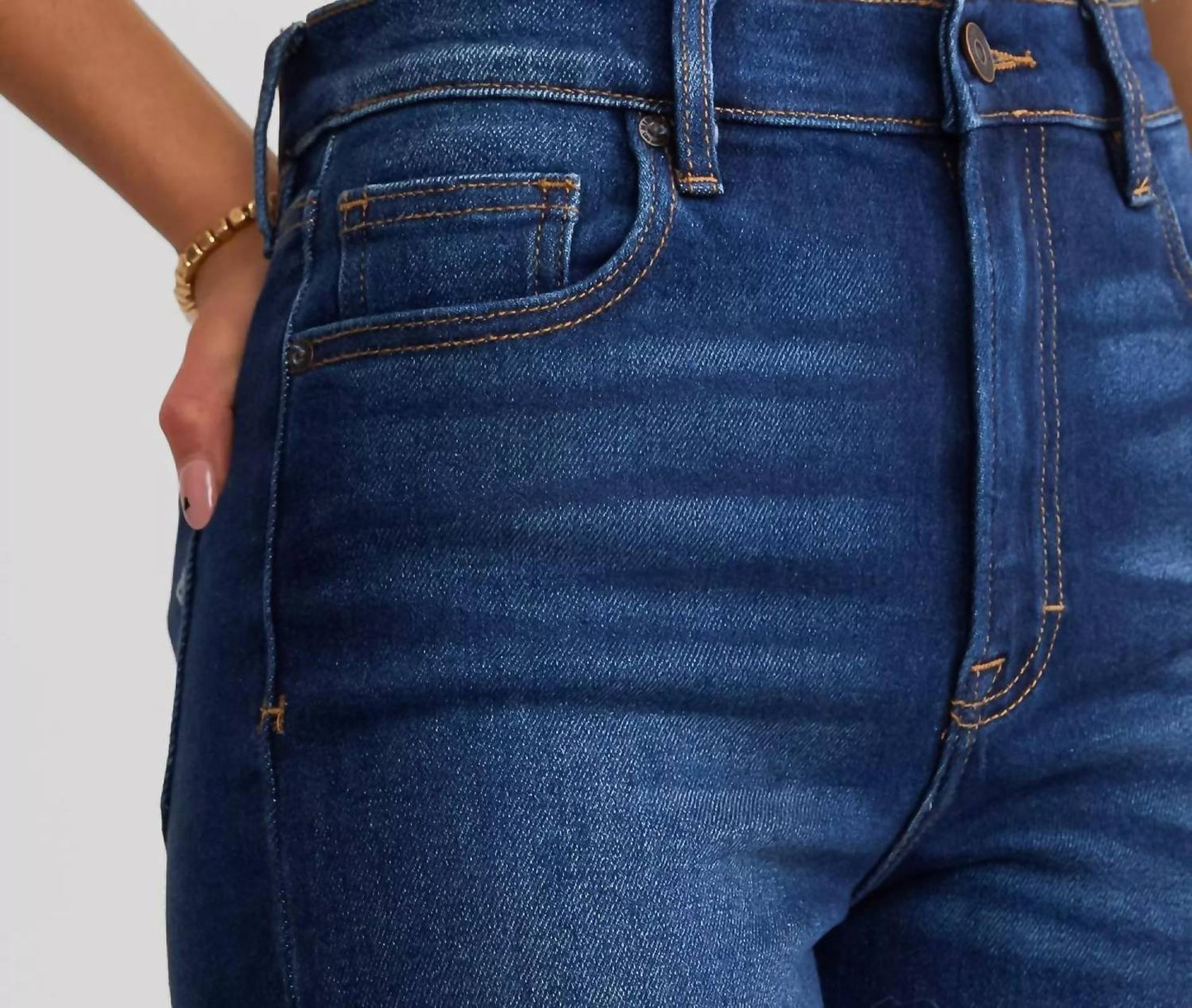 Hidden - Clean Stretch Dad Jean