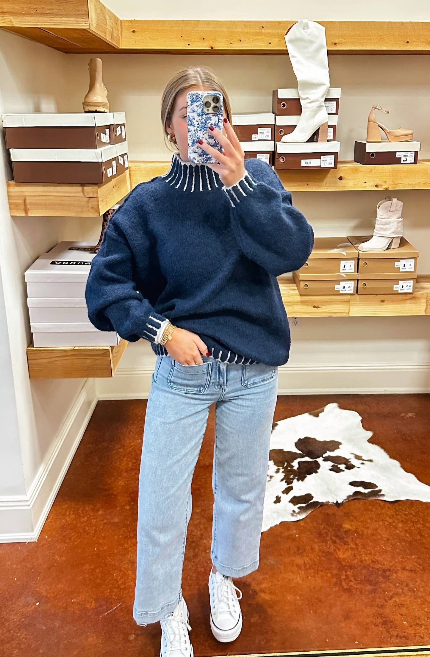 &Merci - Sweater With White Contrast Stitching