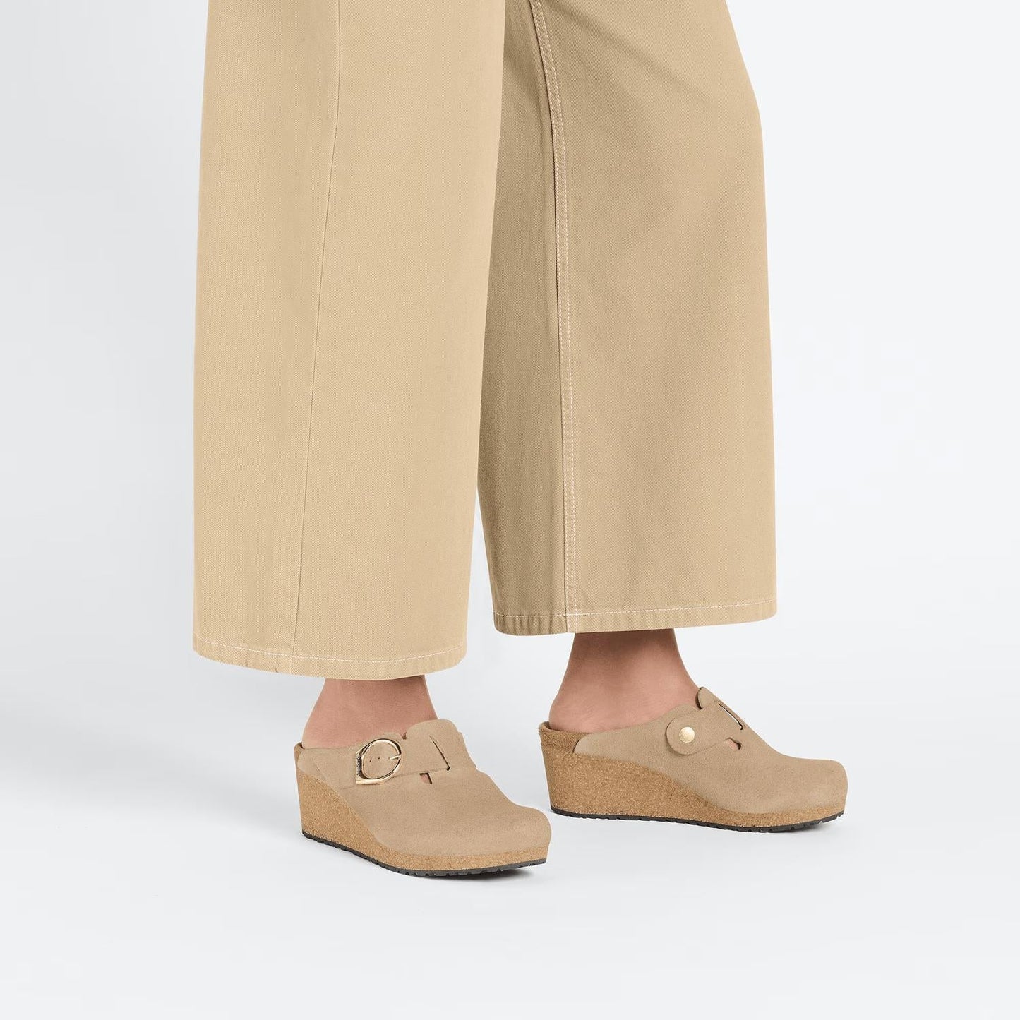 Birkenstock - Women's Fanny Ring Buckle Clogs