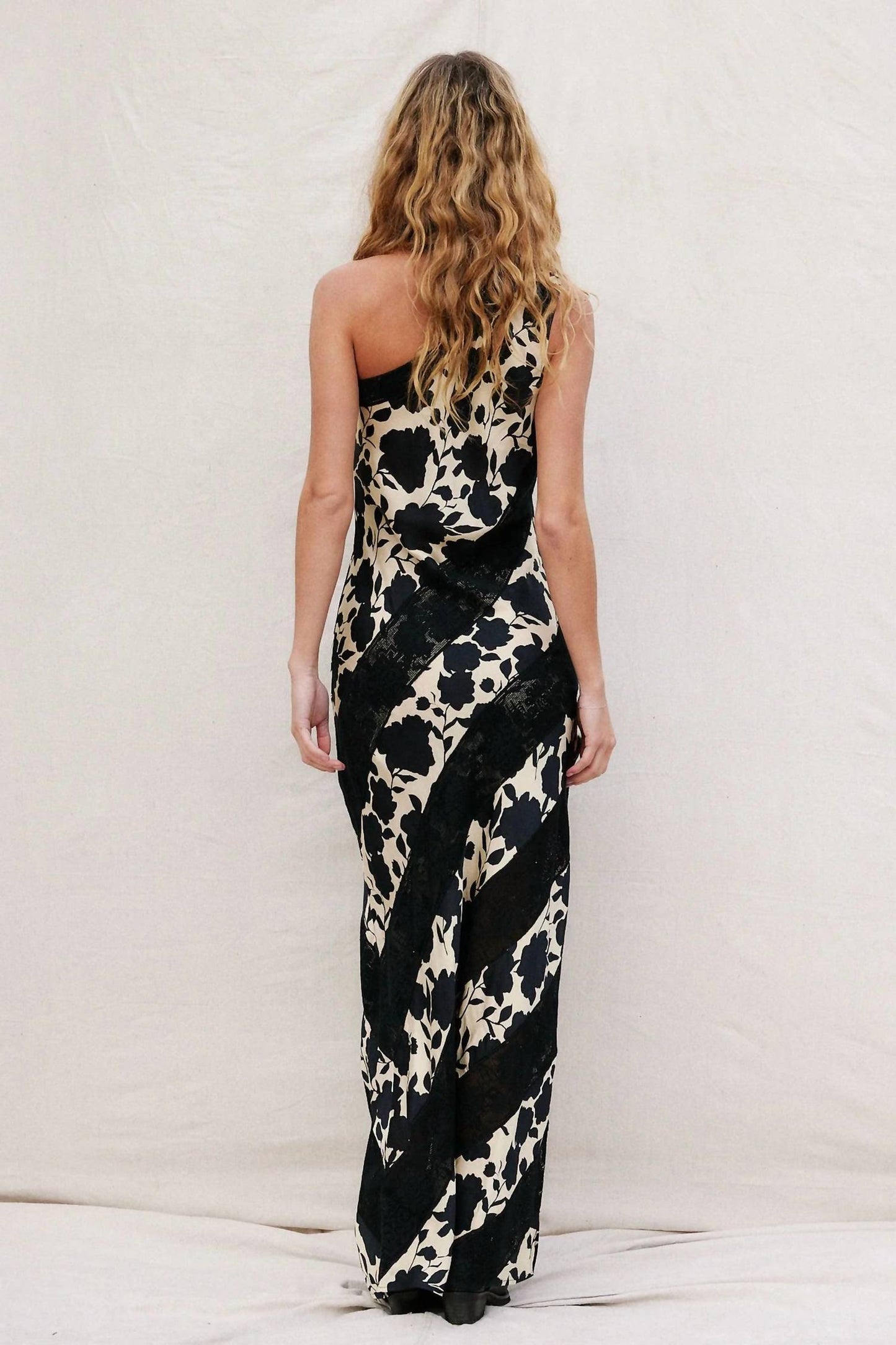 Jen'S Pirate Booty - Gironna Maxi Dress