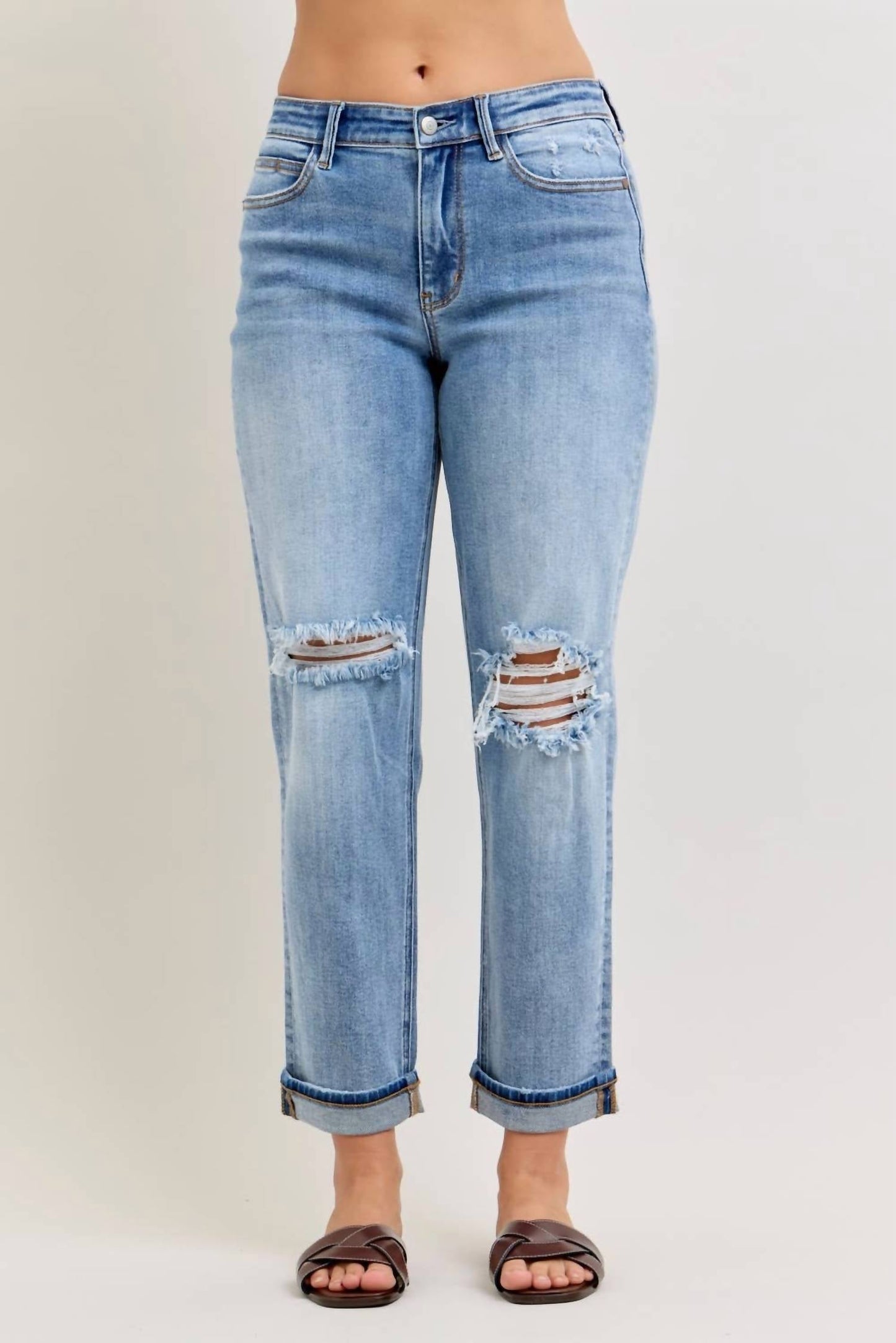 Judy Blue - Boyfriend Jeans With Destroyed Knee & Folded Cuff