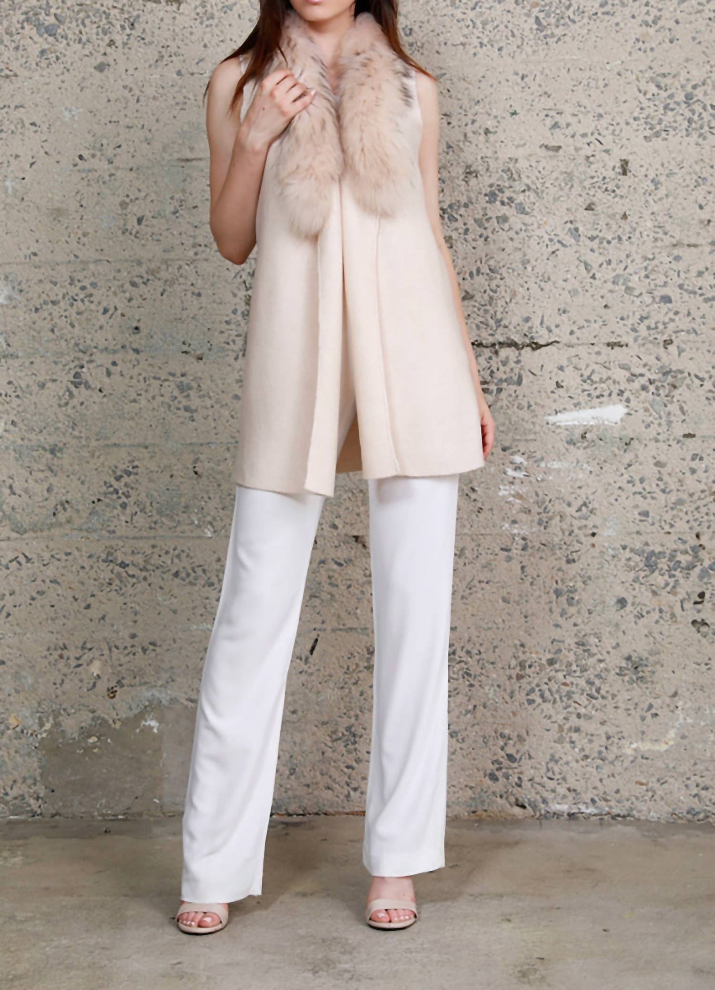 Dolce Cabo - Women's Cream Fur Collar Vest