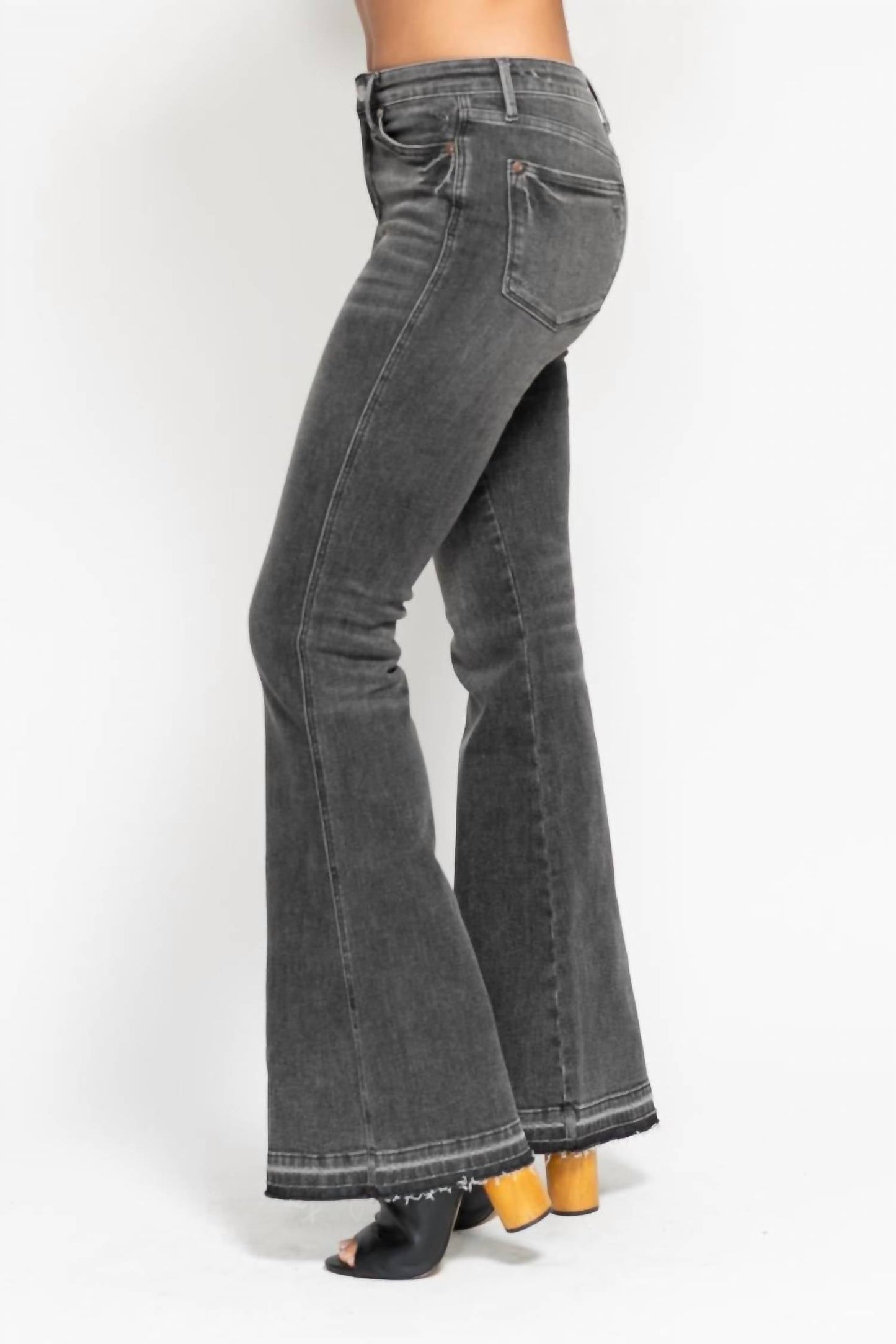 Judy Blue - Mr Tummy Control Released Hem Flare Jean