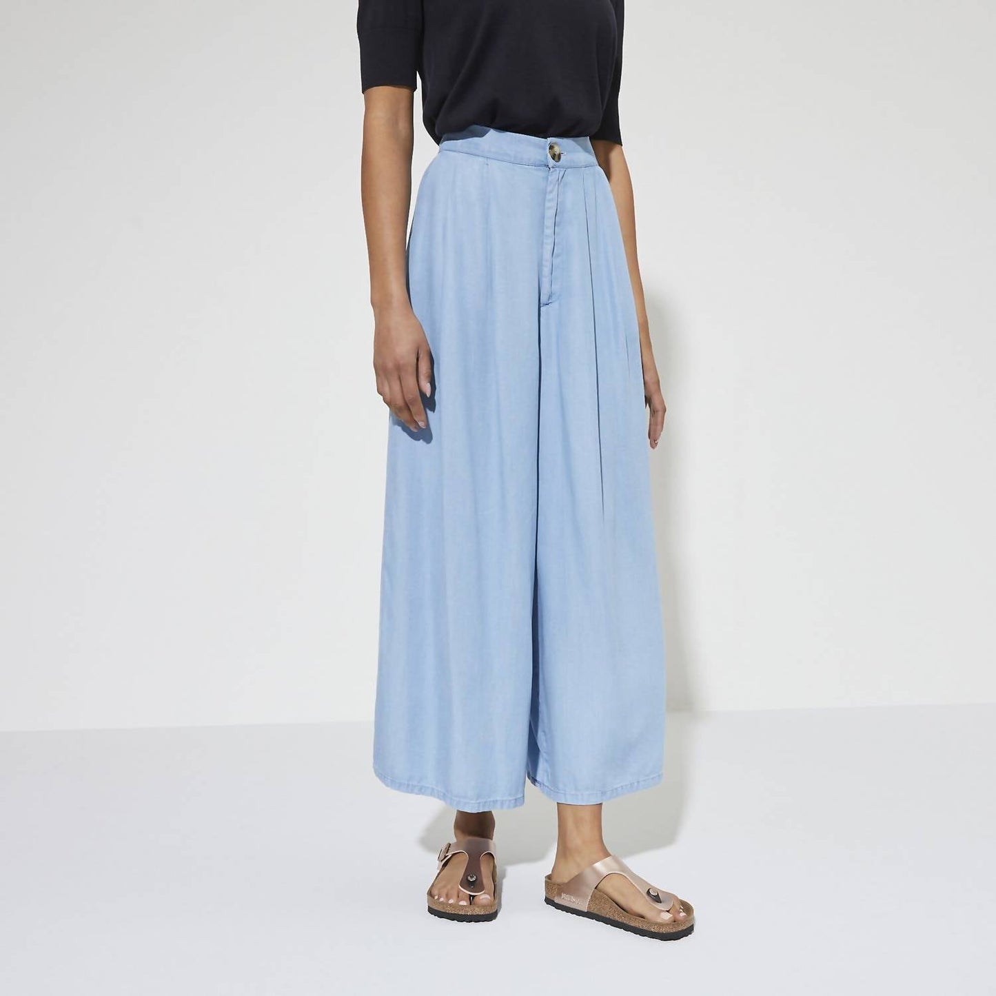 Birkenstock - Women's Gizeh Birko-flor Sandals