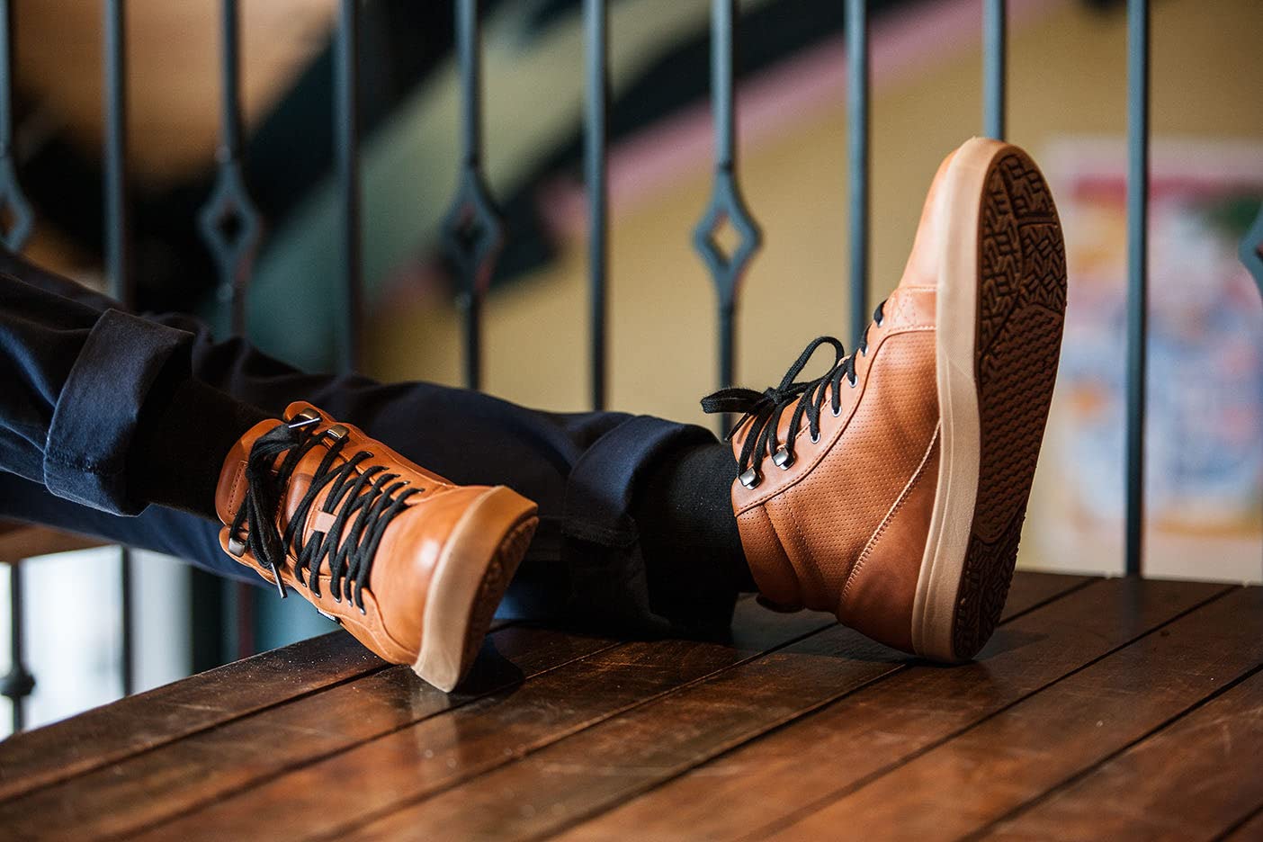 saola-mens-wanaka-waterproof-eco-friendly-shoes-caramel