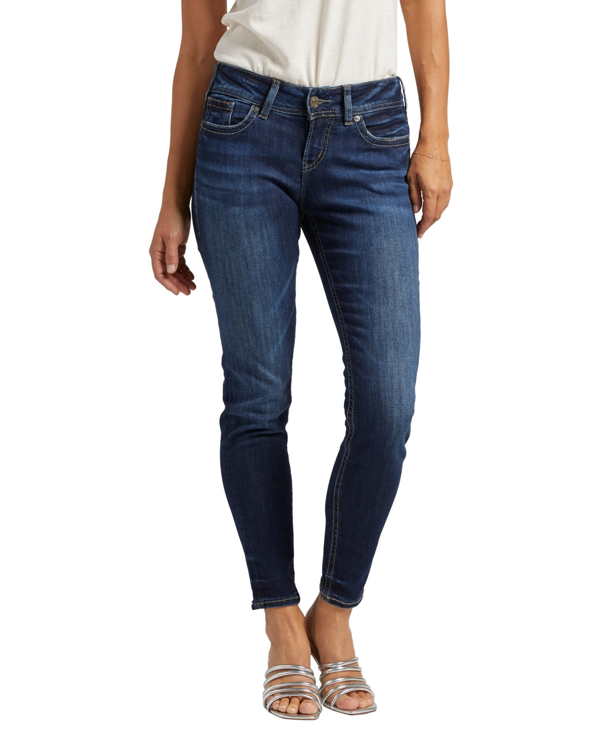 सिल्वर जीन्स कंपनी (Silver Jeans Co.) महिलाओं की सूकी डिस्ट्रेस्ड स्किनी फिट जीन्स नीला, साइज़ 33X31