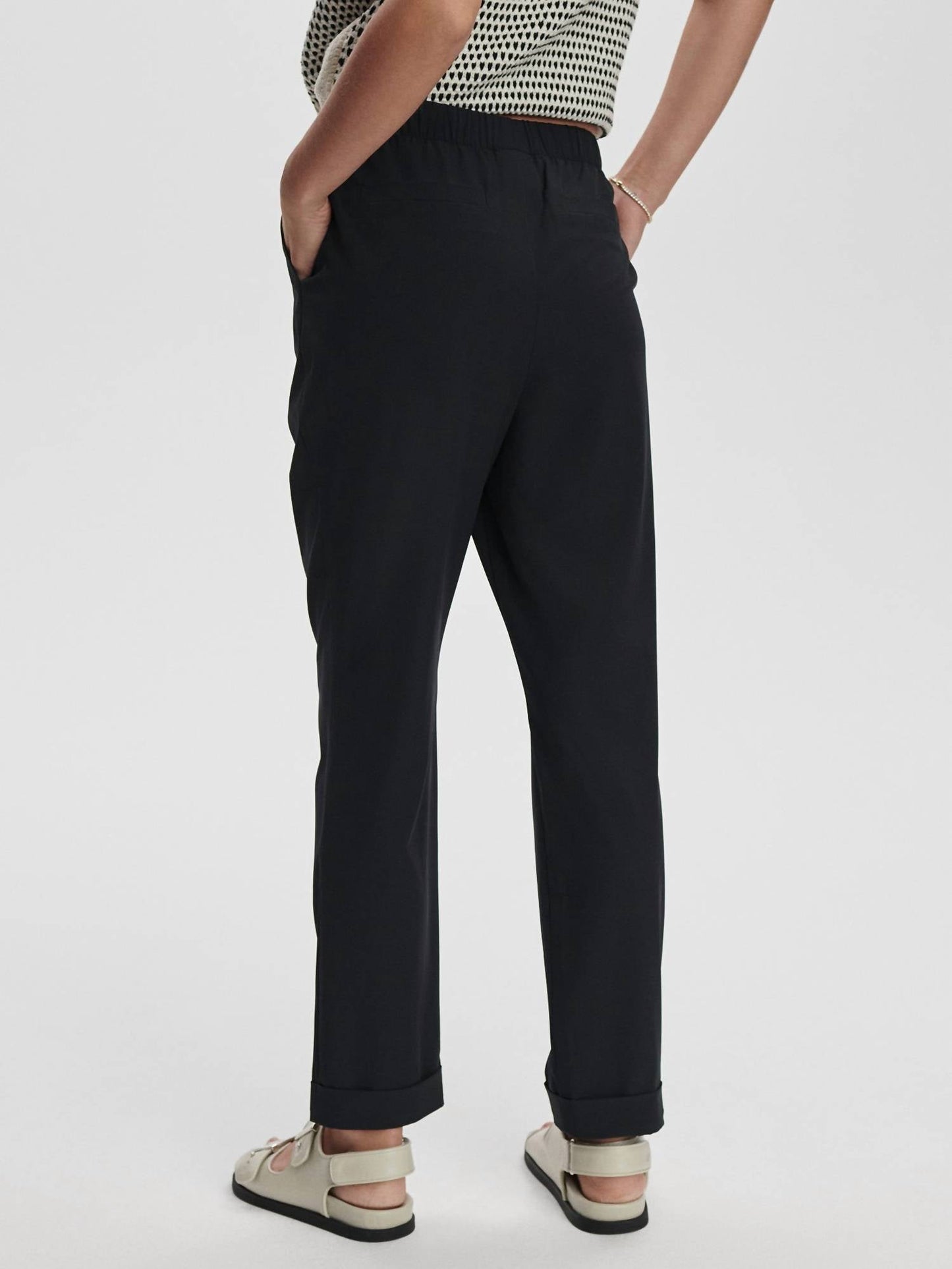 Varley - Alana Slim Tapered Cuff Pant