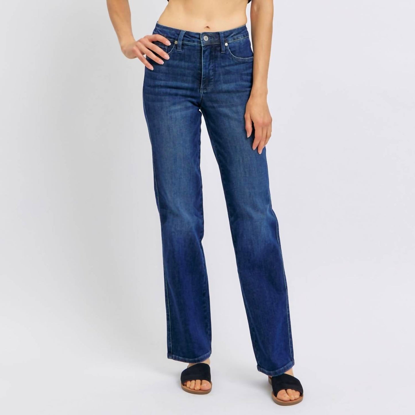 Judy Blue - Midrise Tummy Control Straight Jeans