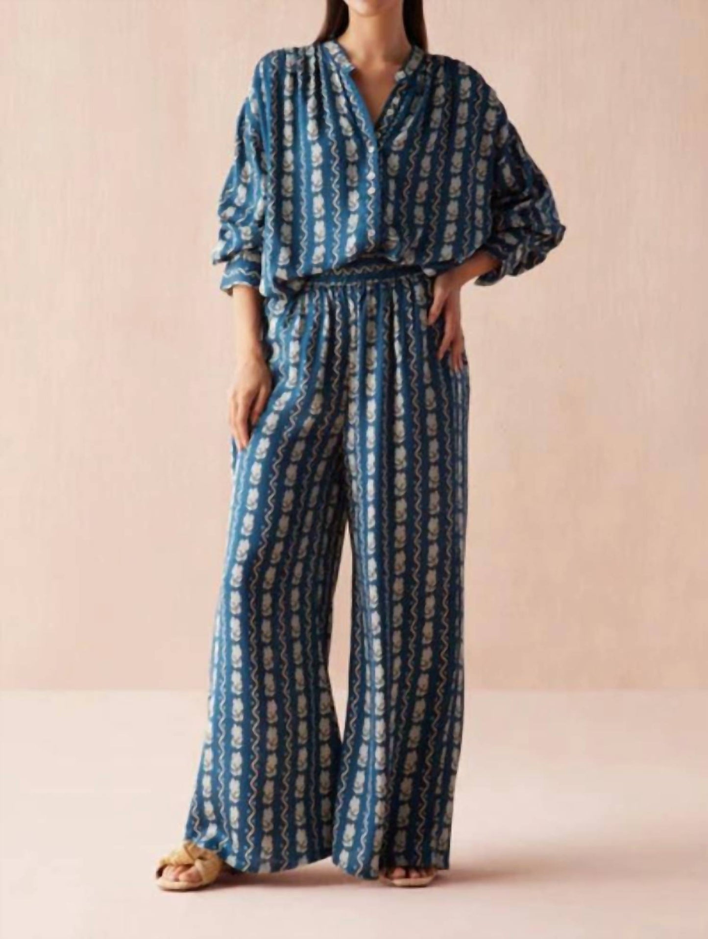 Omika - Paige Pant