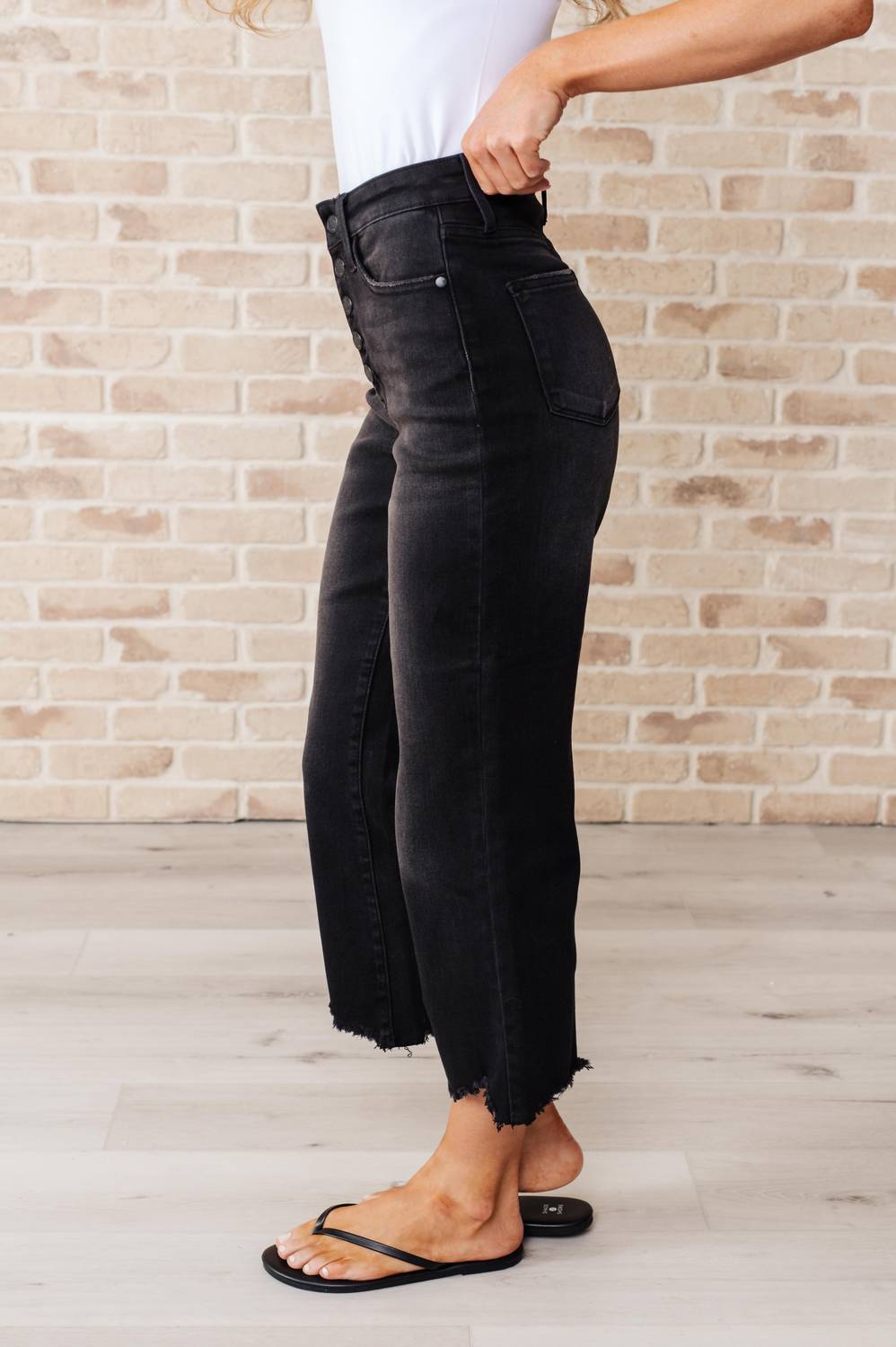 Judy Blue - High Rise Button Fly Wide Leg Crop Jean