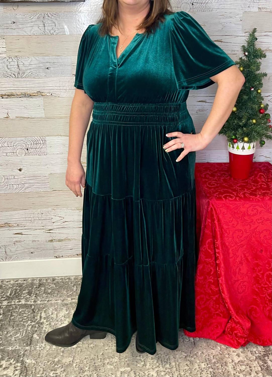 1 The Woman - Women's Dahlia Velvet Maxi Dress