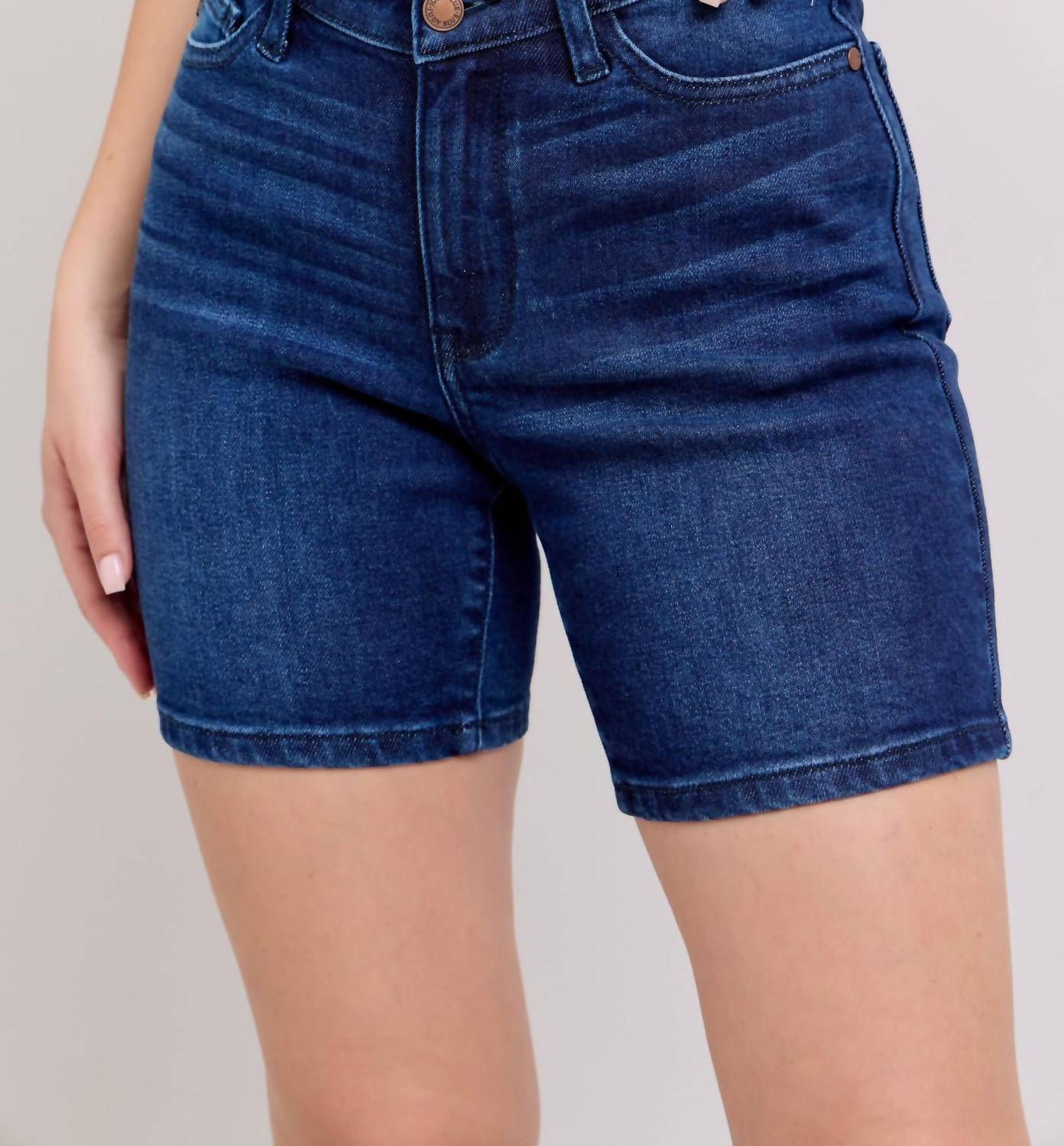 Judy Blue - High Waist V-front Bermuda Shorts